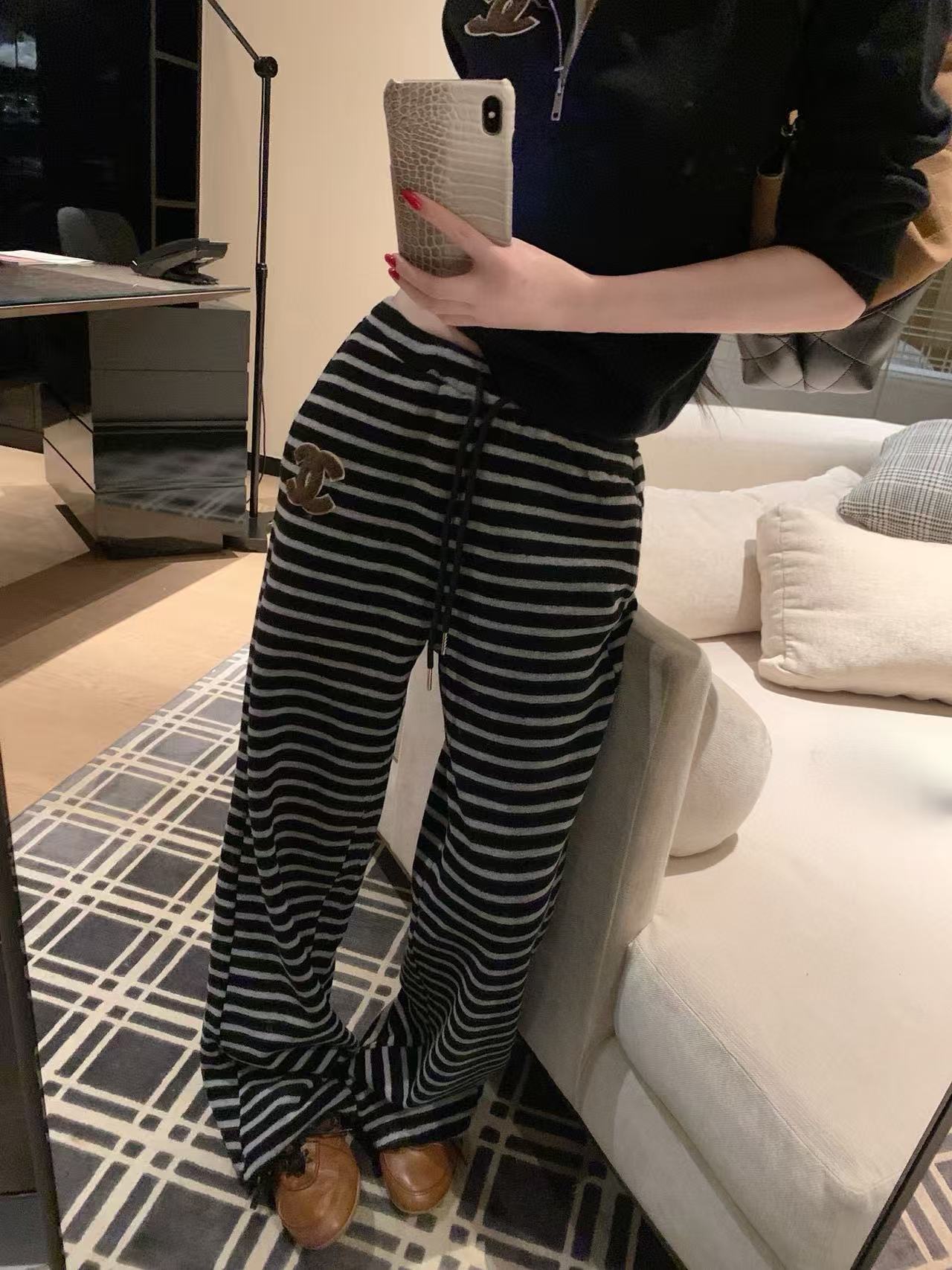 CHANE1 ダブルC ストライプ カジュアル トラウザーズ【50％割引+送料無料】