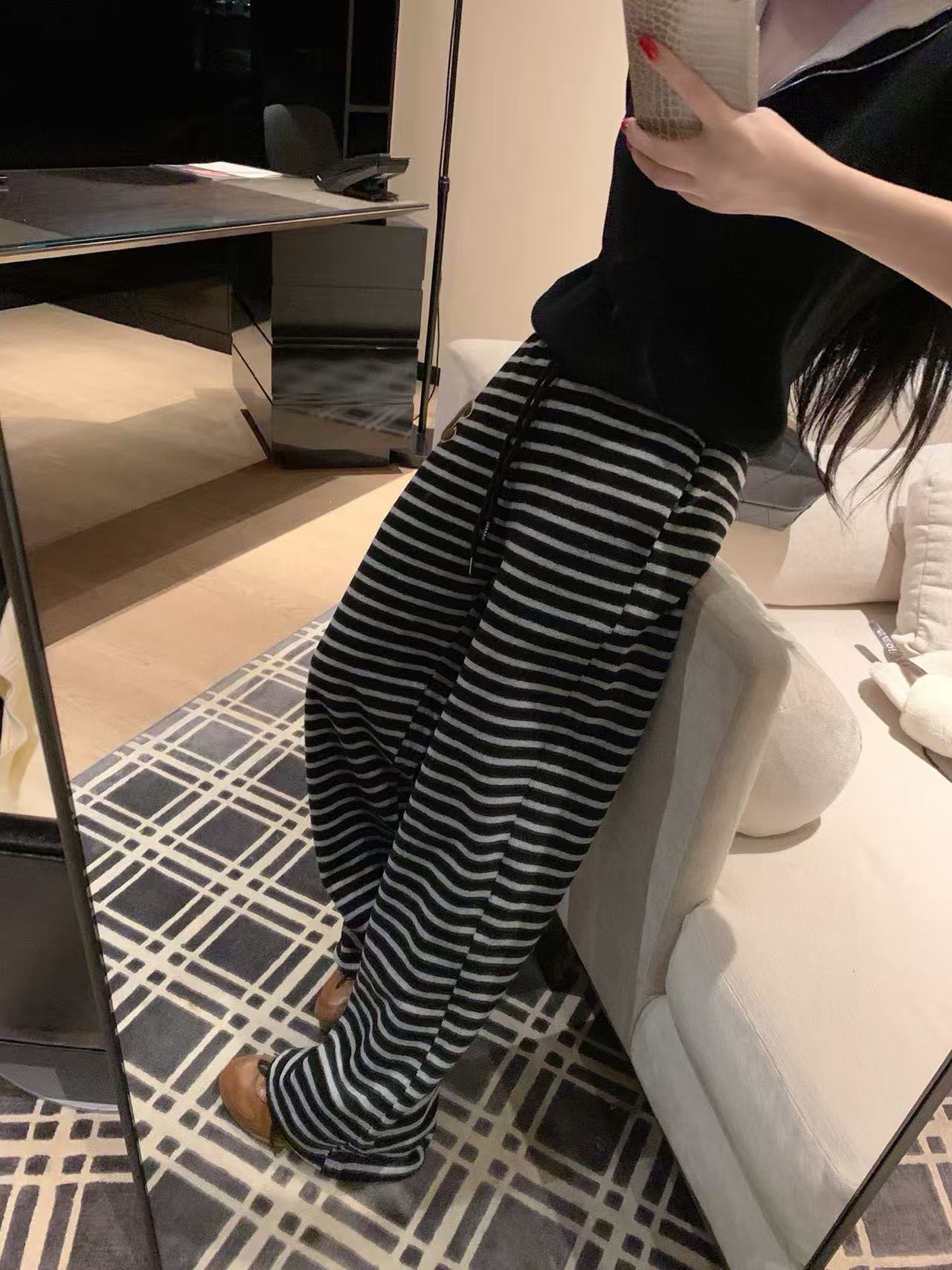 CHANE1 ダブルC ストライプ カジュアル トラウザーズ【50％割引+送料無料】