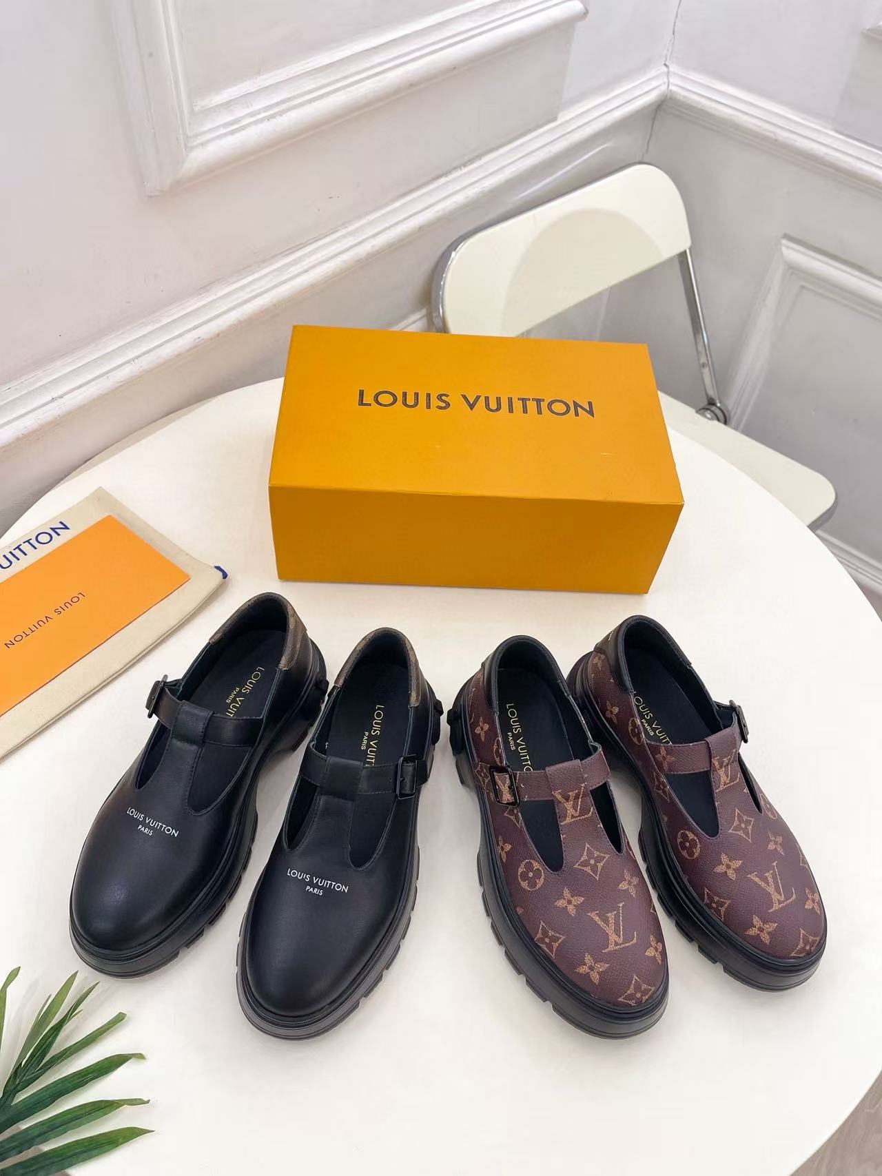 LVの高品質デニムプラットフォームシューズ【50％割引+送料無料】