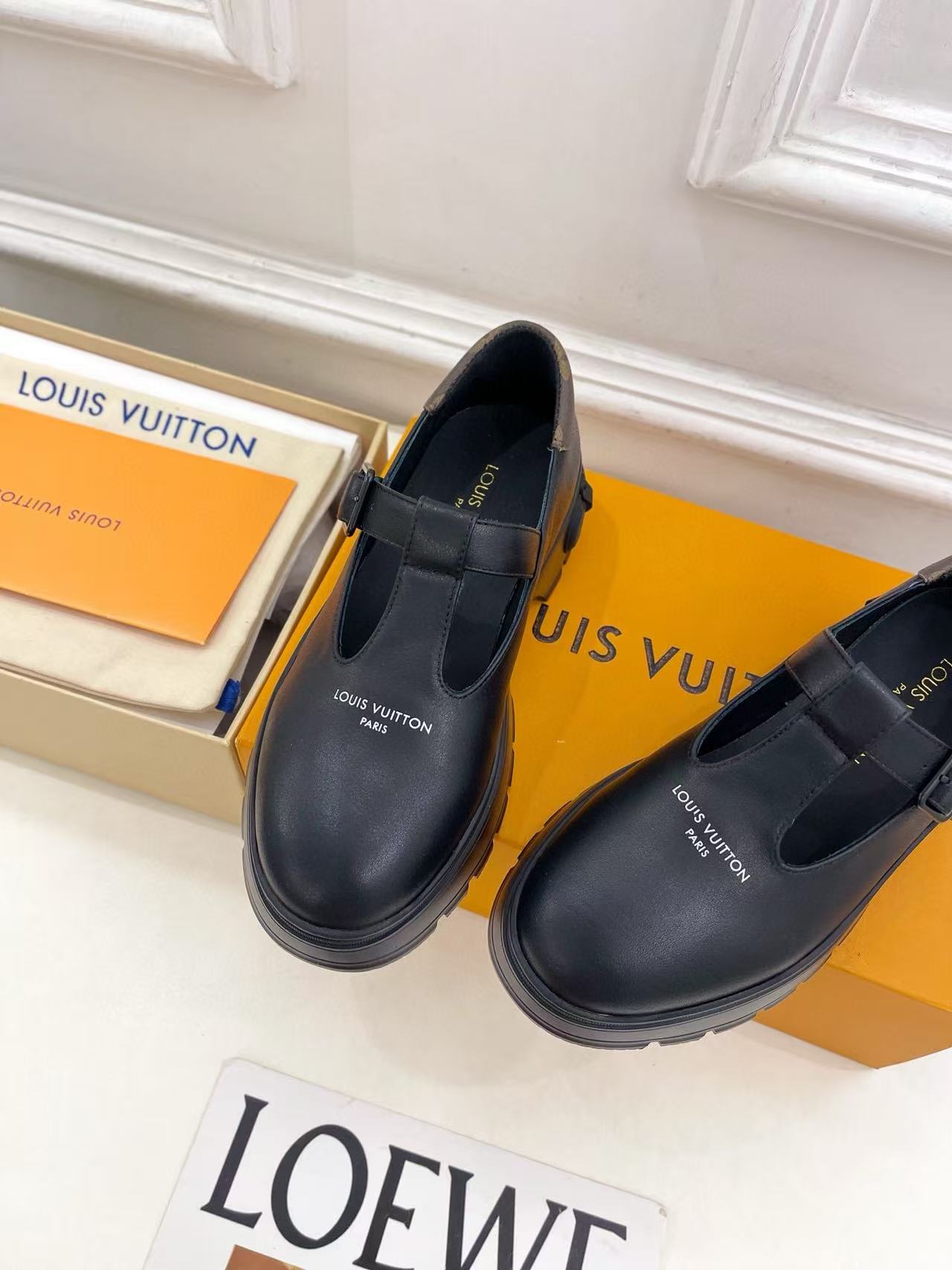 LVの高品質デニムプラットフォームシューズ【50％割引+送料無料】