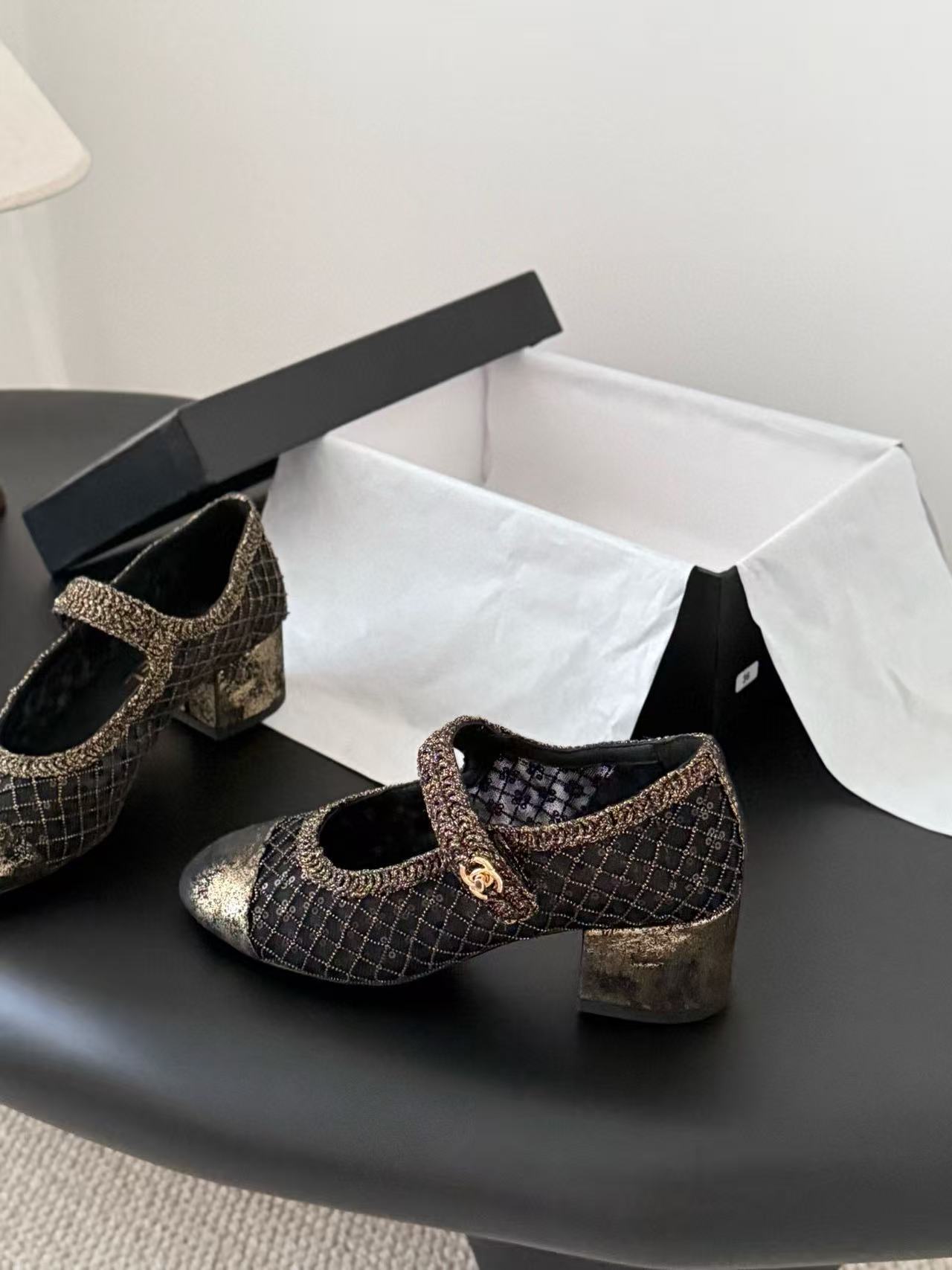 CHANE1 高品質スパンコールローヒールシューズ【50％割引+送料無料】