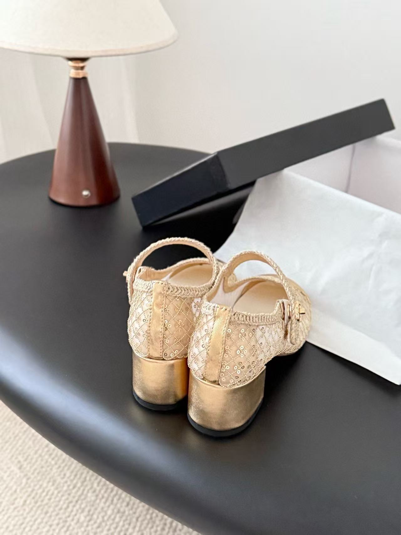 CHANE1 高品質スパンコールローヒールシューズ【50％割引+送料無料】