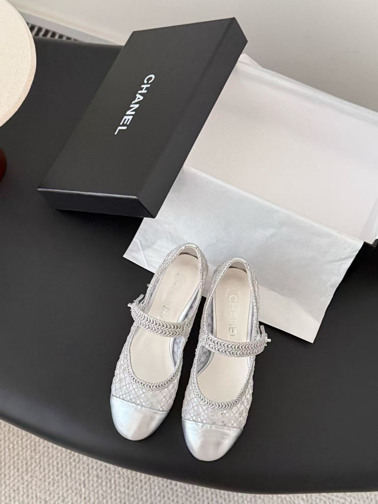 CHANE1 高品質スパンコールローヒールシューズ【50％割引+送料無料】