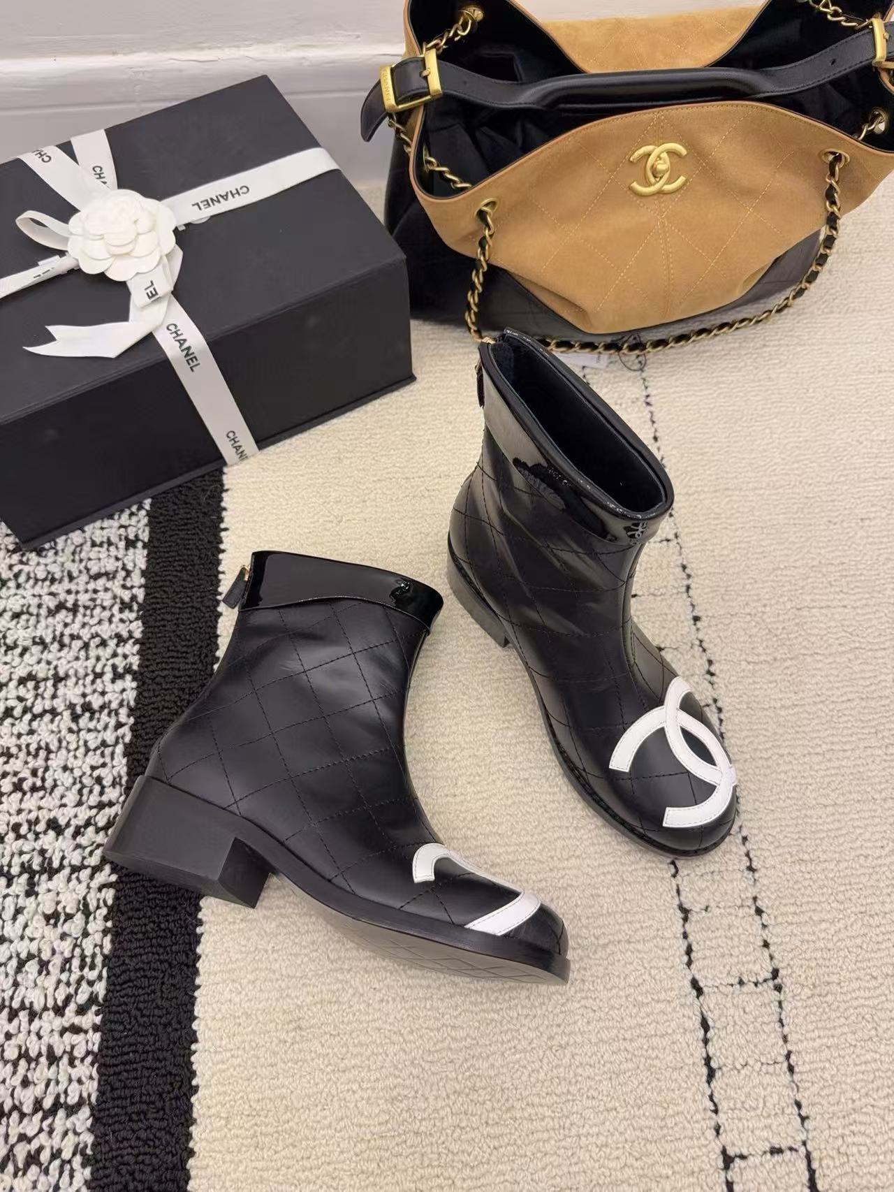 CHANE1 高品質ダブルCチェックアンクルブーツ【50％割引+送料無料】