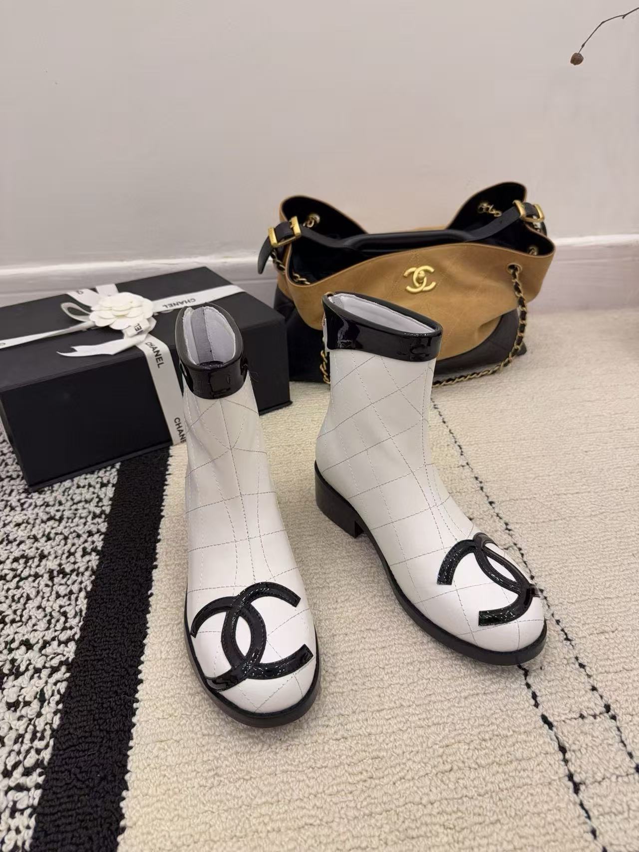 CHANE1 高品質ダブルCチェックアンクルブーツ【50％割引+送料無料】