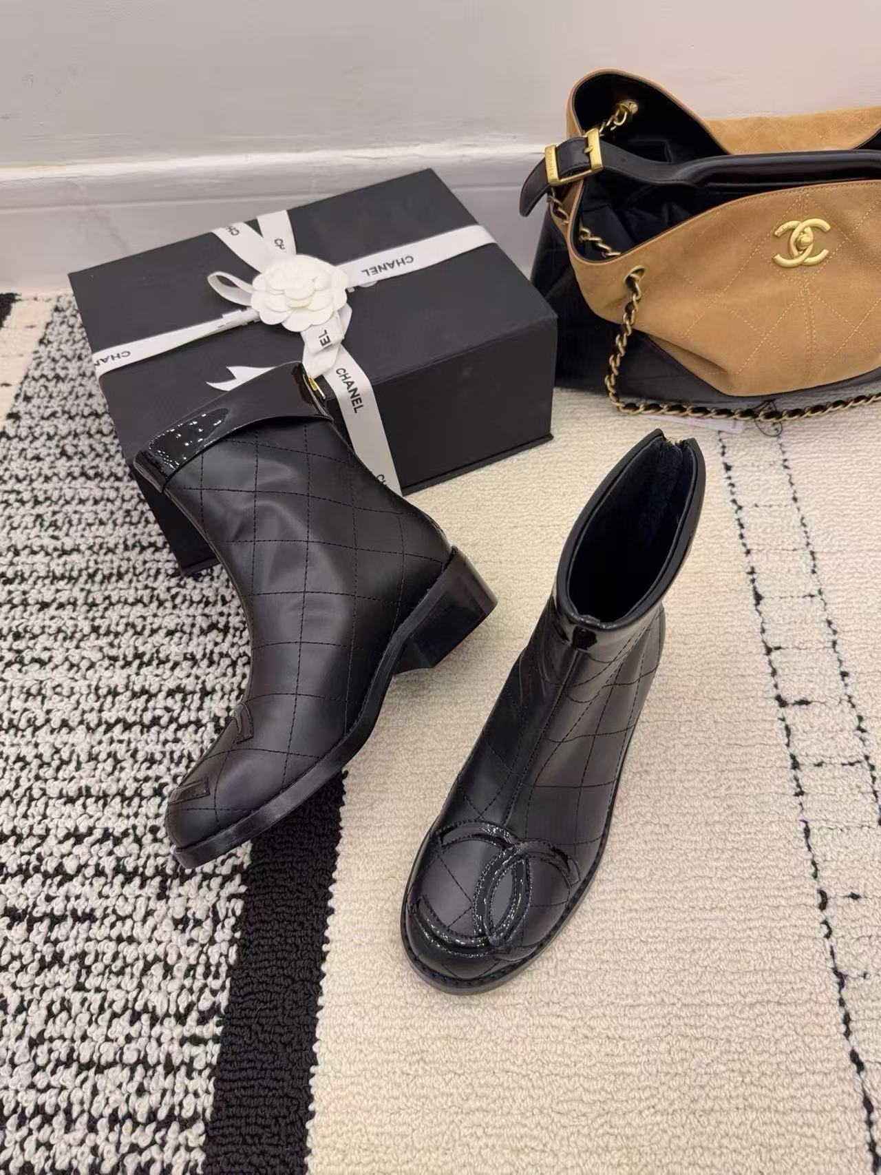 CHANE1 高品質ダブルCチェックアンクルブーツ【50％割引+送料無料】