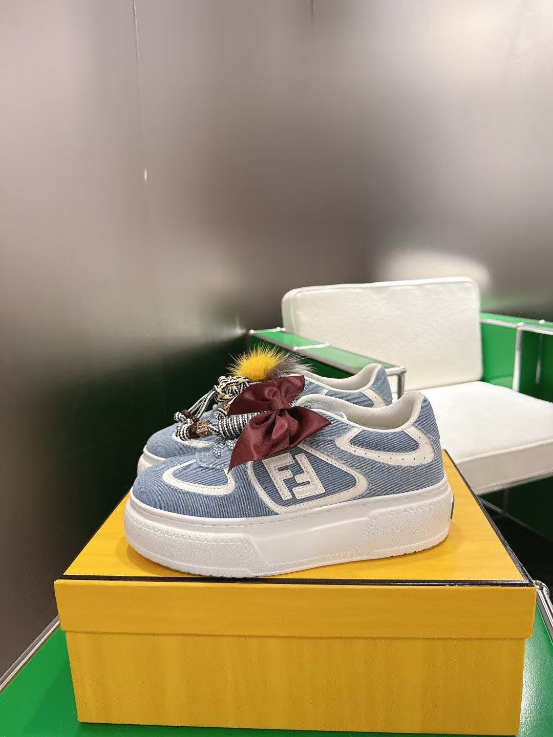 FEND1 高品質厚底スニーカー【50％割引+送料無料】