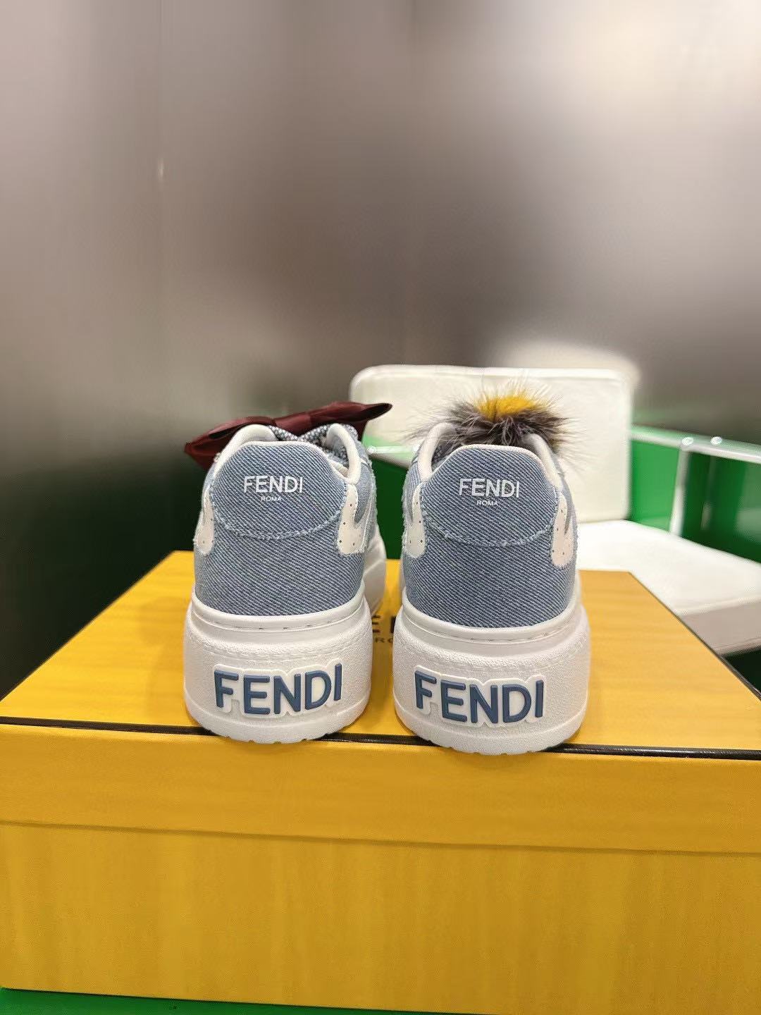 FEND1 高品質厚底スニーカー【50％割引+送料無料】