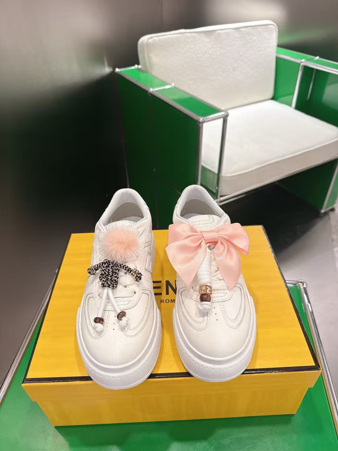 FEND1 高品質厚底スニーカー【50％割引+送料無料】