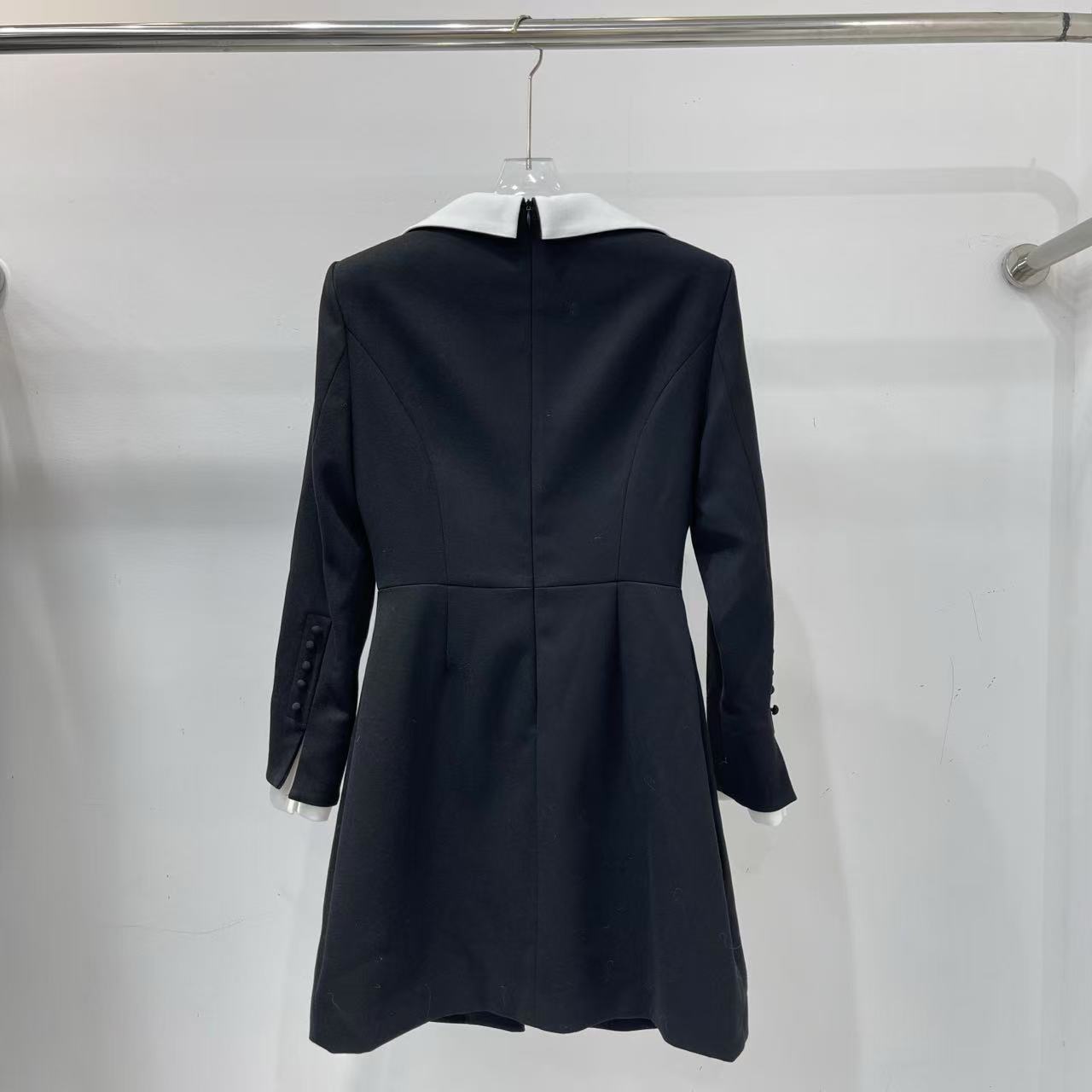 DIOR高品質のミニマリストドレス【50％割引+送料無料】