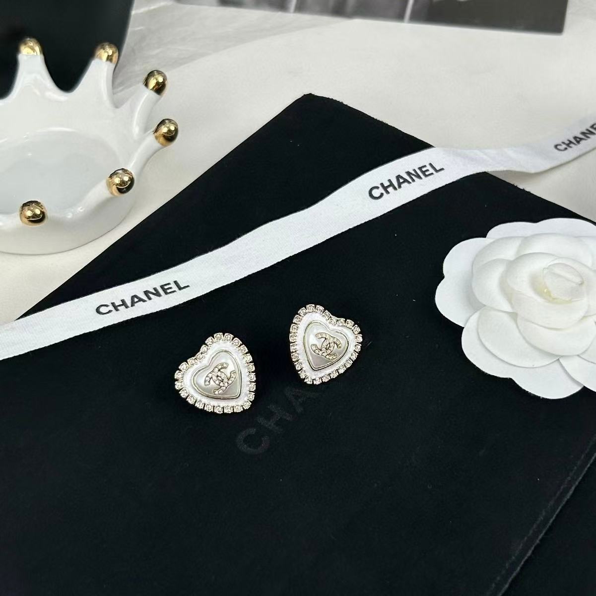 CHANE1 ハートシェイプ ダイヤモンド スタッドピアス【50％割引+送料無料】