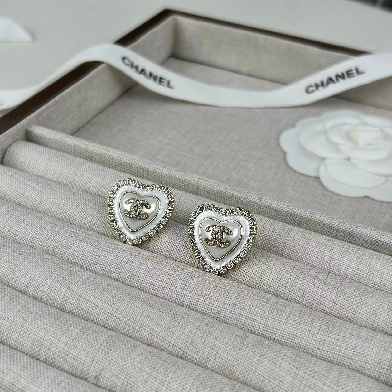 CHANE1 ハートシェイプ ダイヤモンド スタッドピアス【50％割引+送料無料】