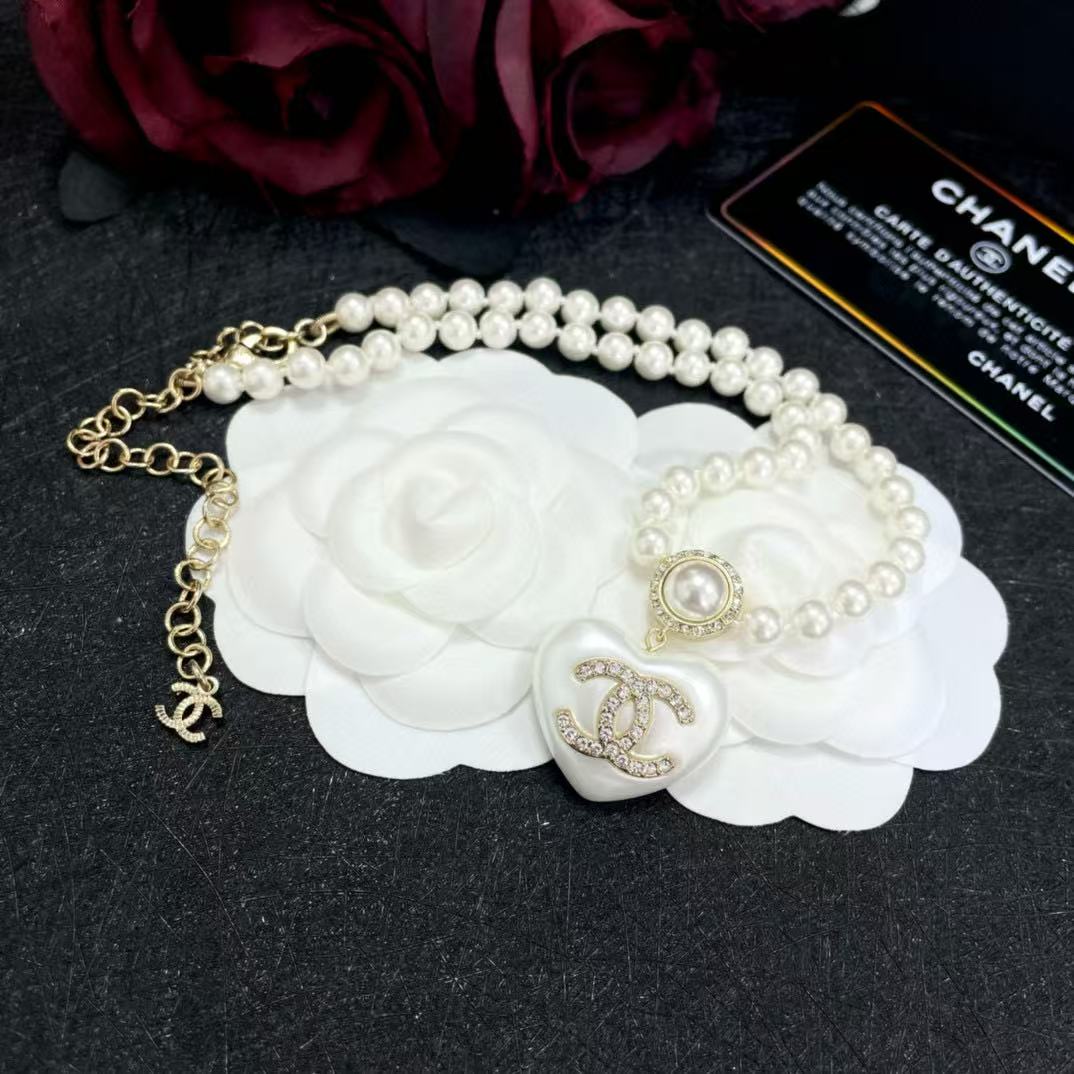 CHANE1 ダブルC ハート パールネックレス【50％割引+送料無料】