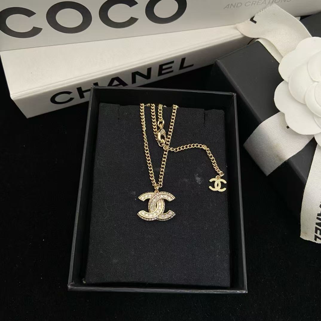 CHANE1 ダブルC ダイヤモンドネックレス【50％割引+送料無料】