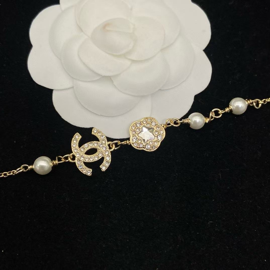 CHANE1 ダブルC フラワーパールブレスレット【50％割引+送料無料】