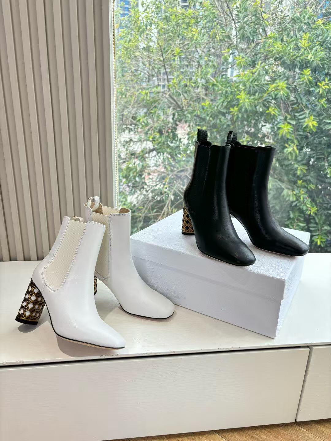 DIOR 高品質牛革ハイヒールアンクルブーツ【50％割引+送料無料】