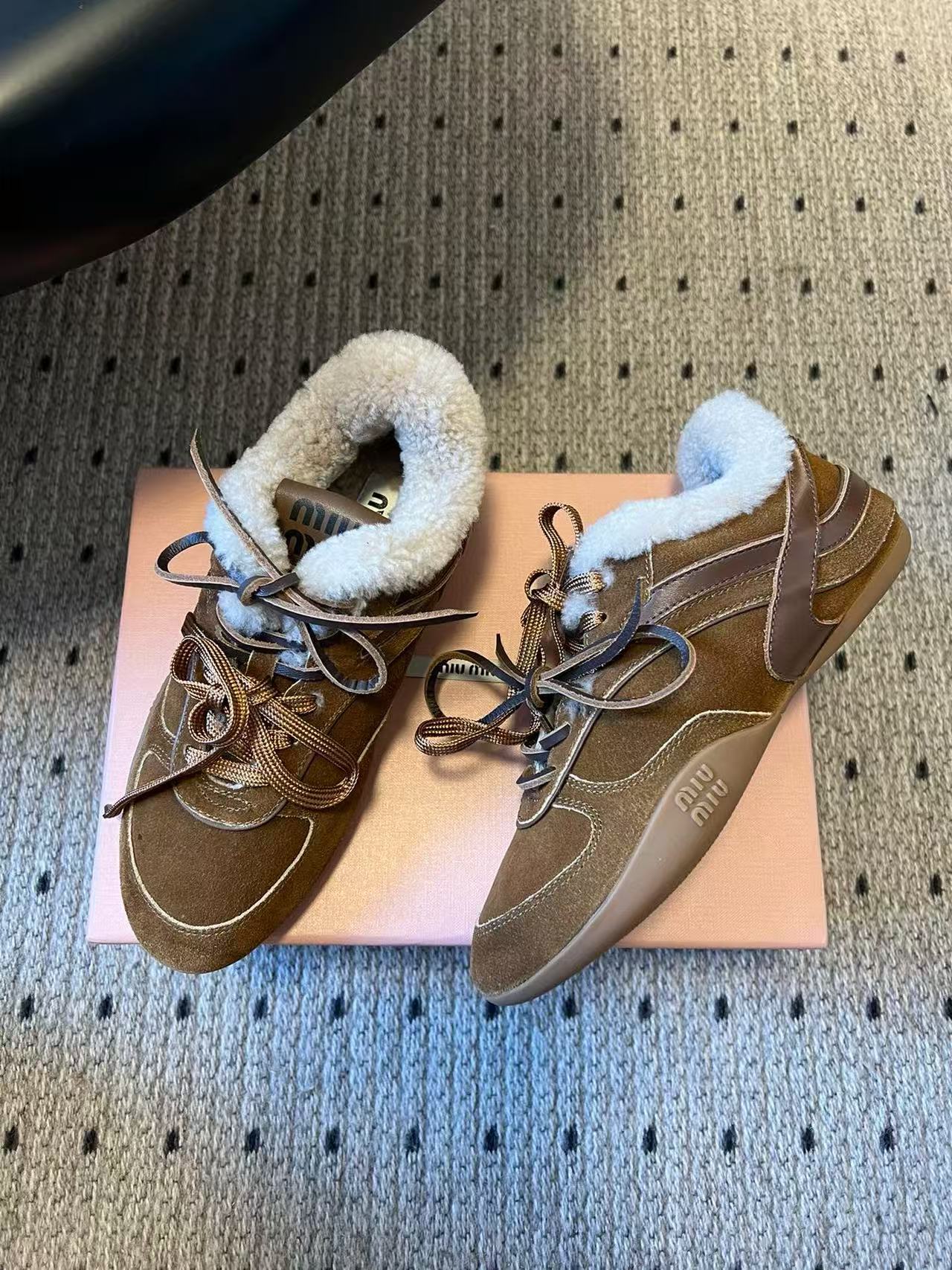 M1UM1U 高品質ウール レースアップ カジュアルシューズ【50％割引+送料無料】