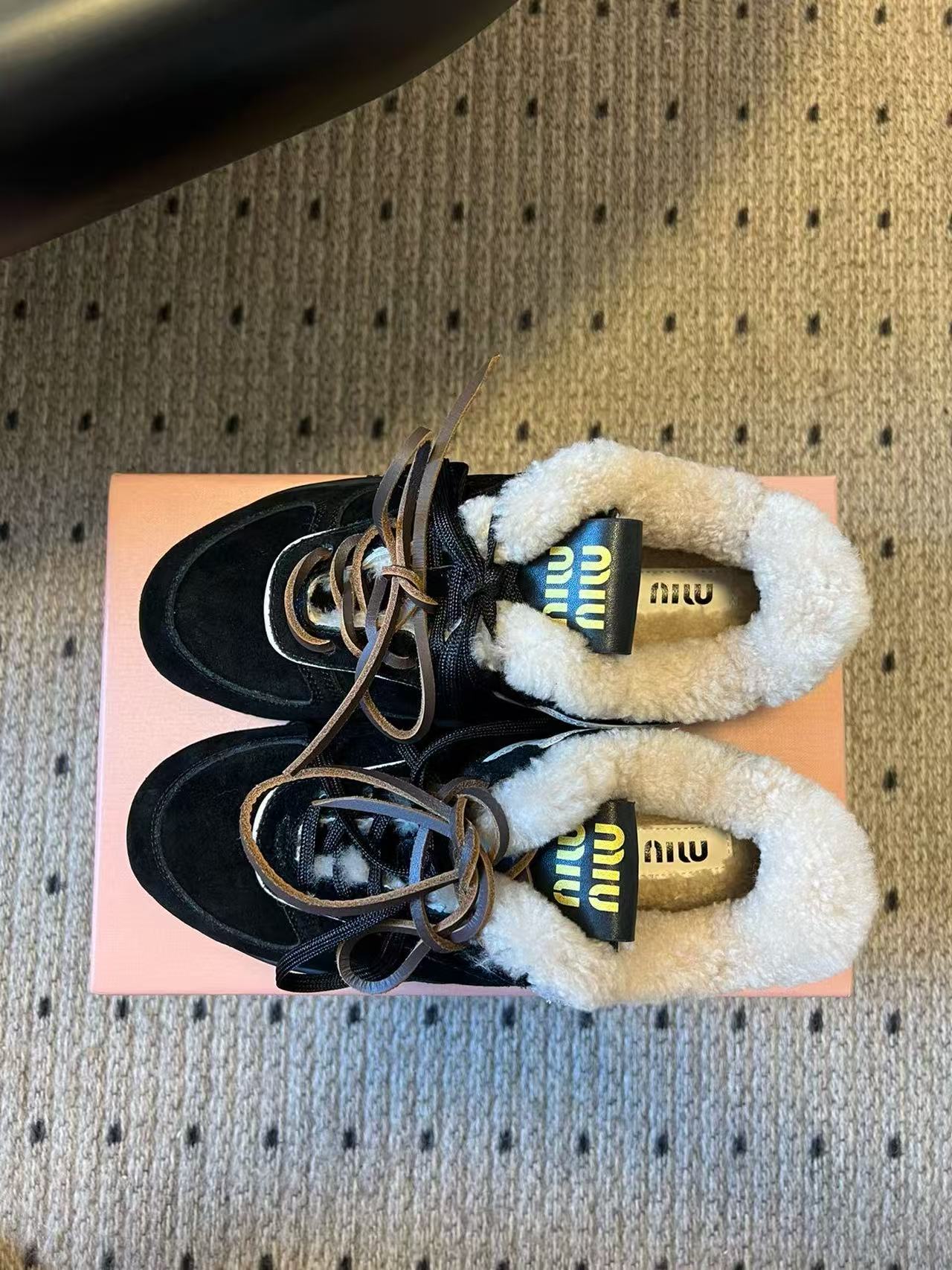 M1UM1U 高品質ウール レースアップ カジュアルシューズ【50％割引+送料無料】