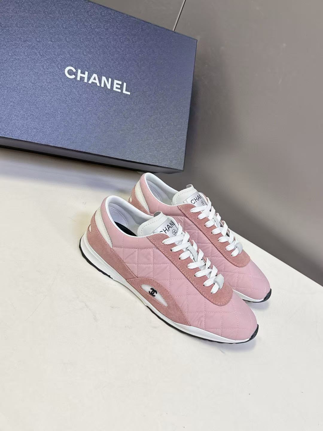 CHANE1 高品質ダブルCスニーカー【50％割引+送料無料】