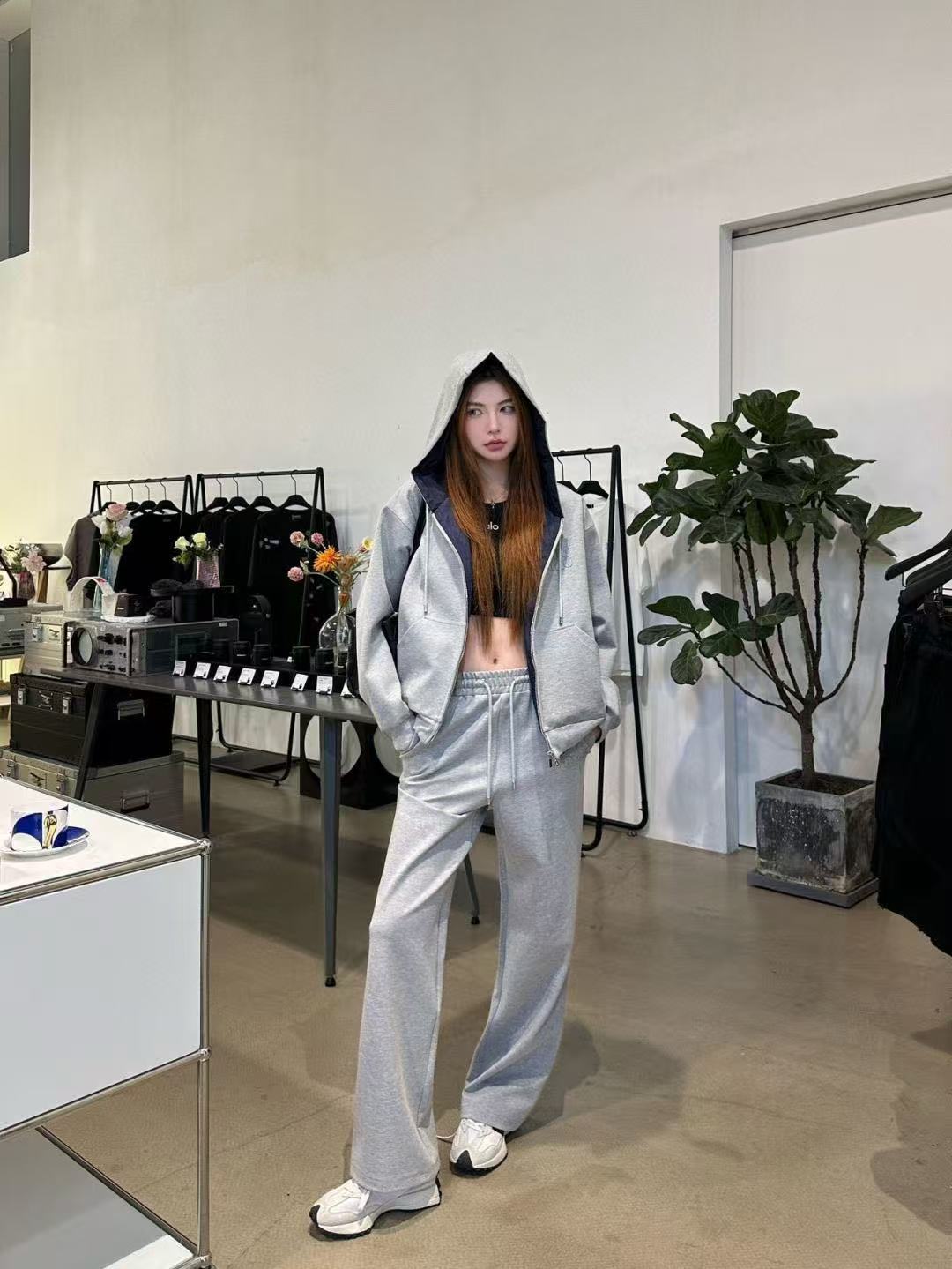 M1UM1U フード付きリバーシブルジャケット+パンツ ツーピースセット【50％割引+送料無料】