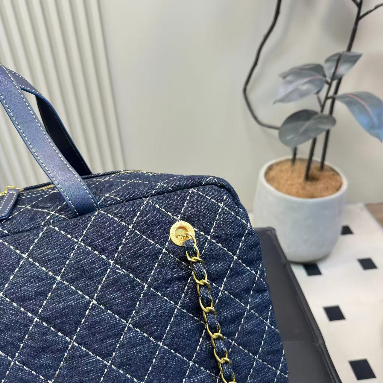 CHANE1 ダブルCチェックチェーンショッピングバッグ【50％割引+送料無料】