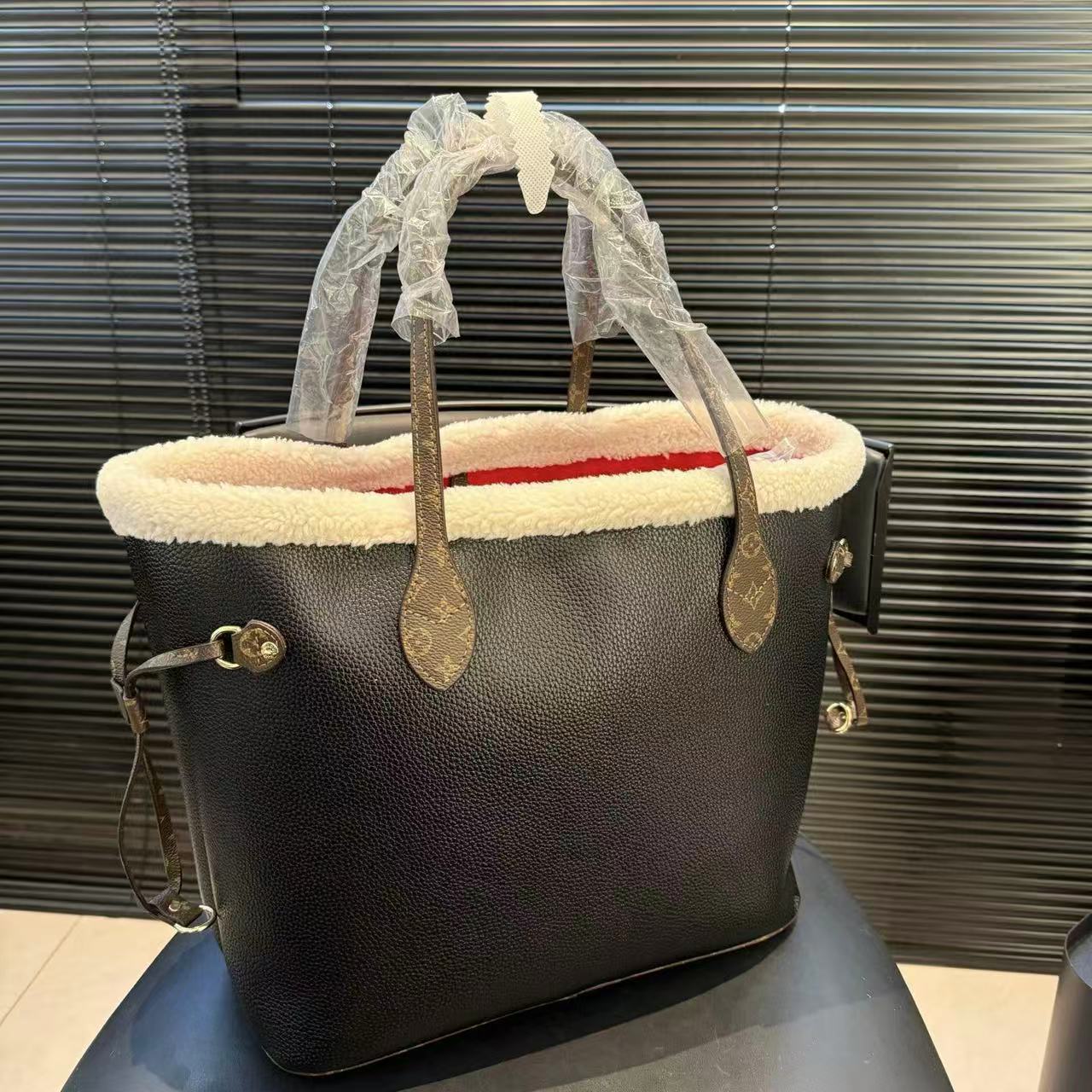 LVウールショッピングバッグ【50％割引+送料無料】