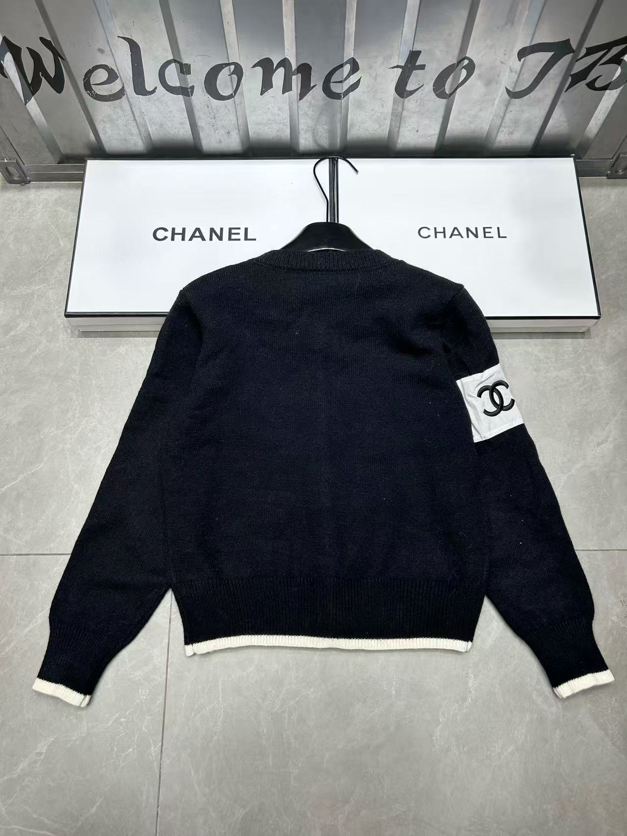 CHANE1 ダブルCボタンウールカーディガン【50％割引+送料無料】