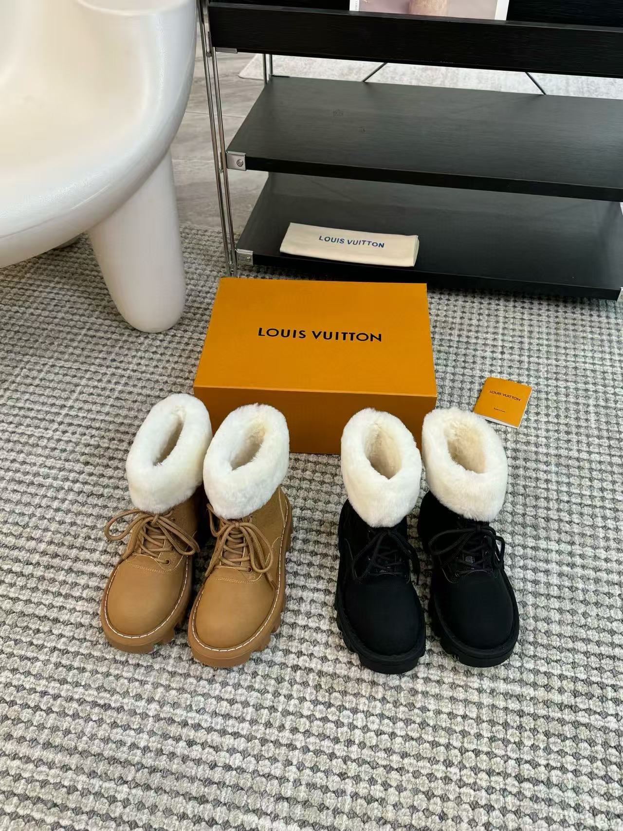 LVの高品質ウールレースアップスノーブーツ【50％割引+送料無料】