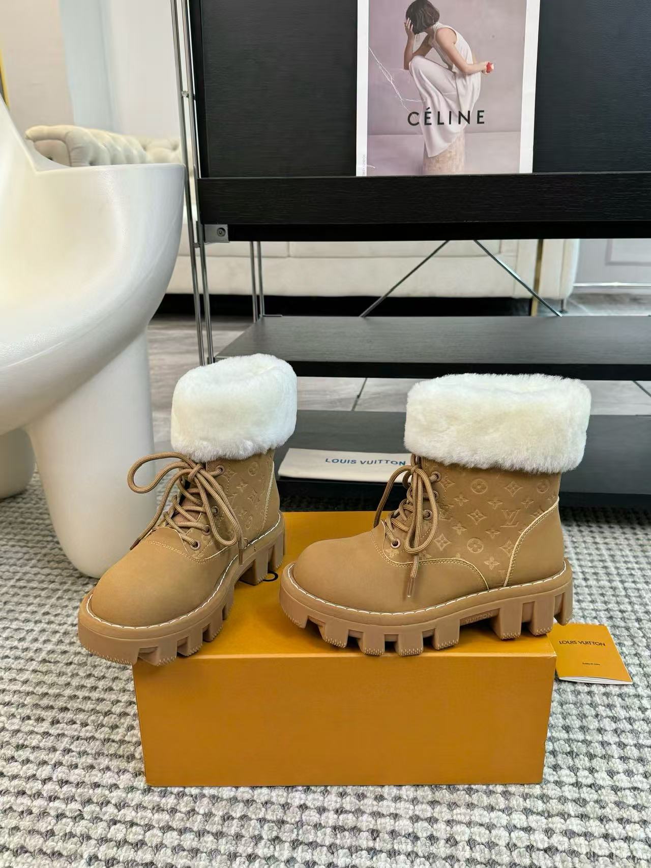 LVの高品質ウールレースアップスノーブーツ【50％割引+送料無料】