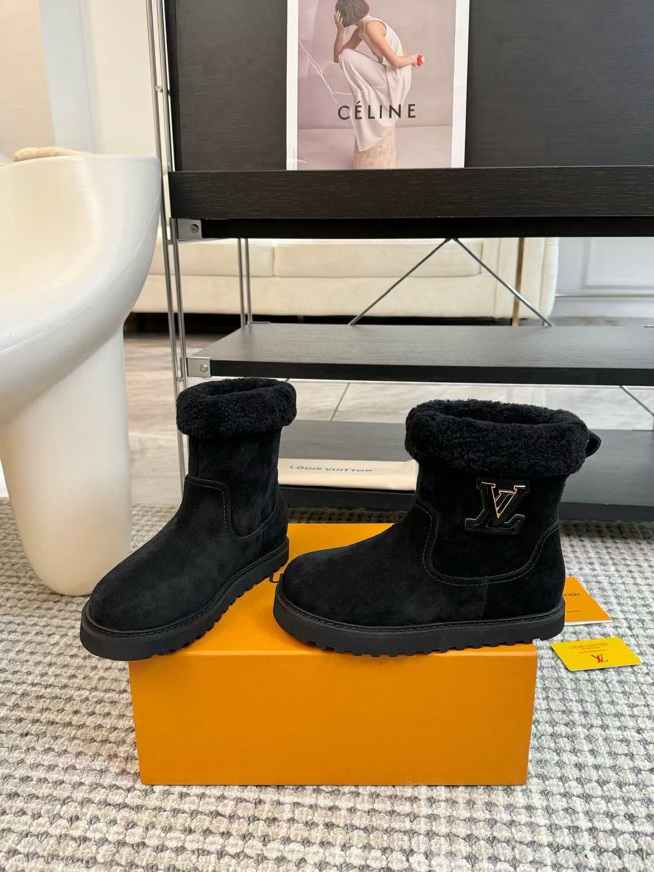 LVの高品質ミニマリストロゴスノーブーツ【50％割引+送料無料】