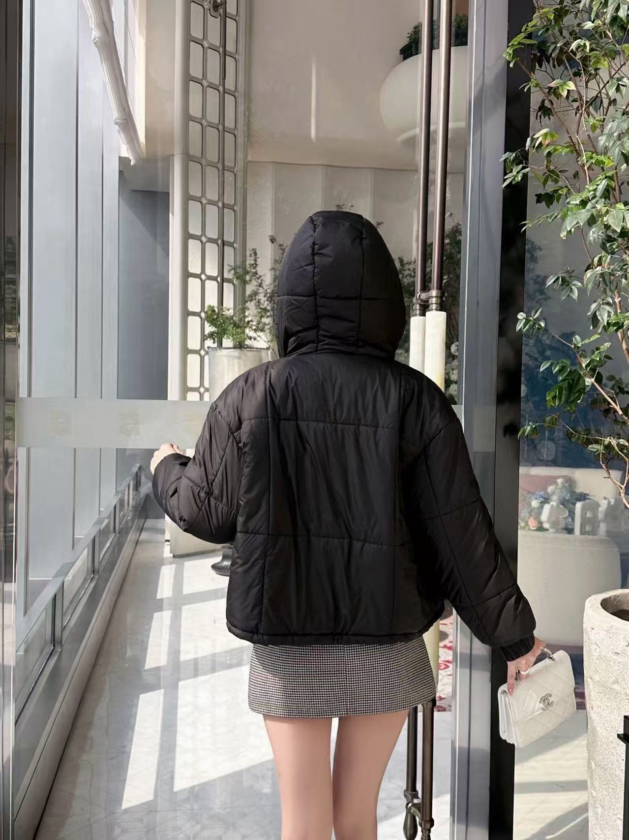 LVの高品質プリントフード付きコットンコート【50％割引+送料無料】