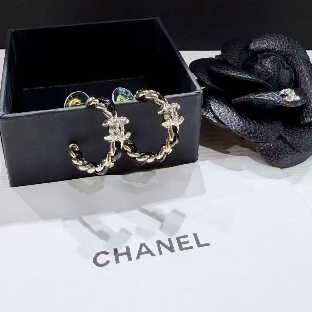 CHANE1 ダブルC レザーフープイヤリング【50％割引+送料無料】