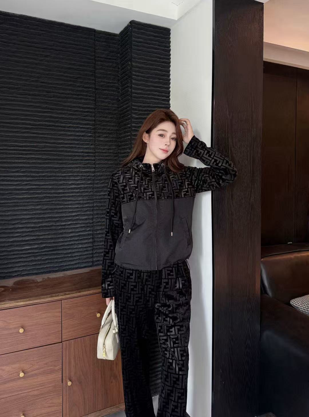 FEND1 ベルベットレタージャケット+パンツ ツーピースセット【50％割引+送料無料】