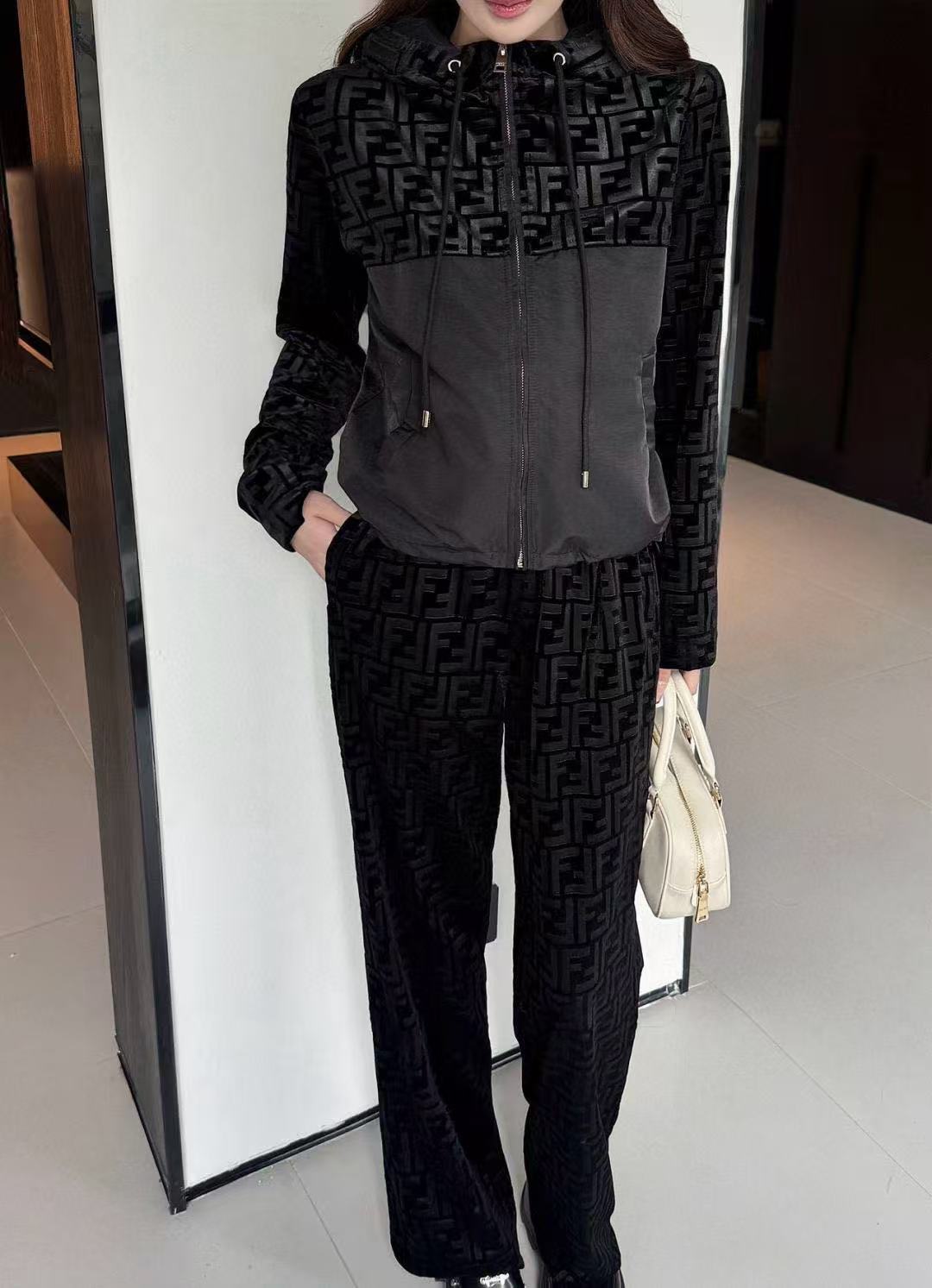 FEND1 ベルベットレタージャケット+パンツ ツーピースセット【50％割引+送料無料】