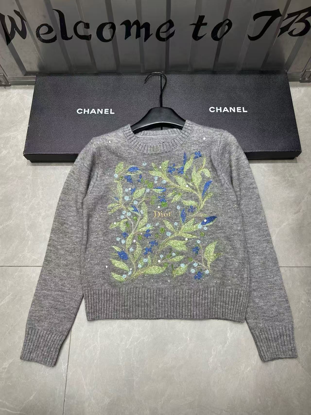 DIOR 刺繍プリント セーター【50％割引+送料無料】