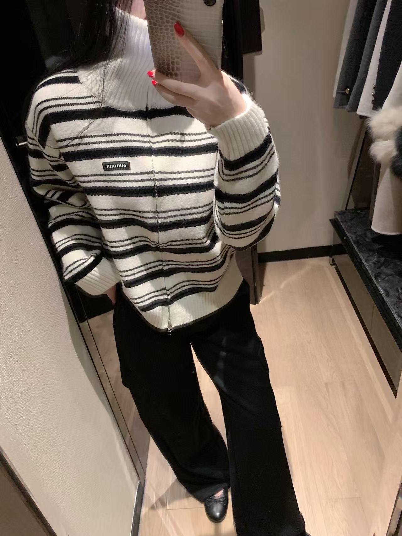 M1UM1U シンプルストライプニットカーディガン【50％割引+送料無料】