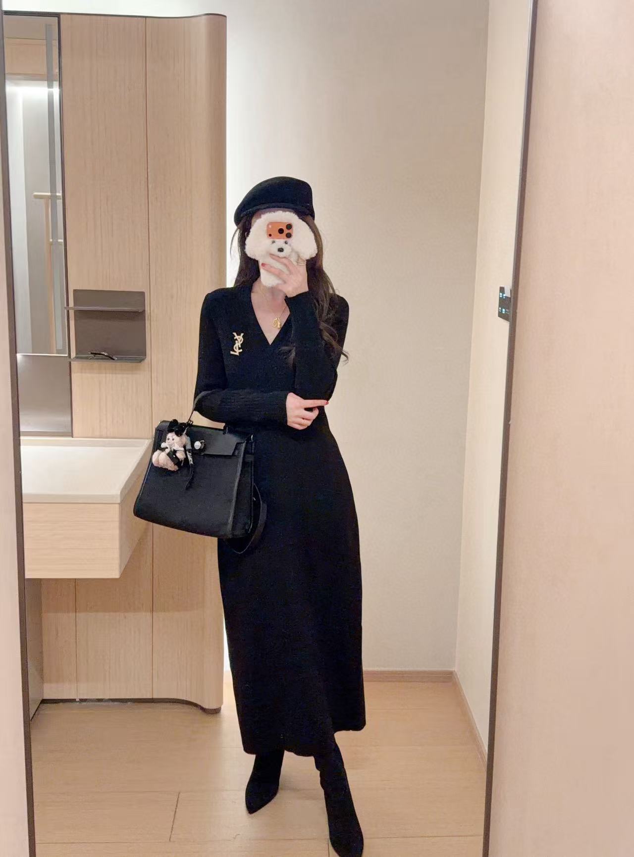 YSL ブローチ Vネック ニットドレス【50％割引+送料無料】