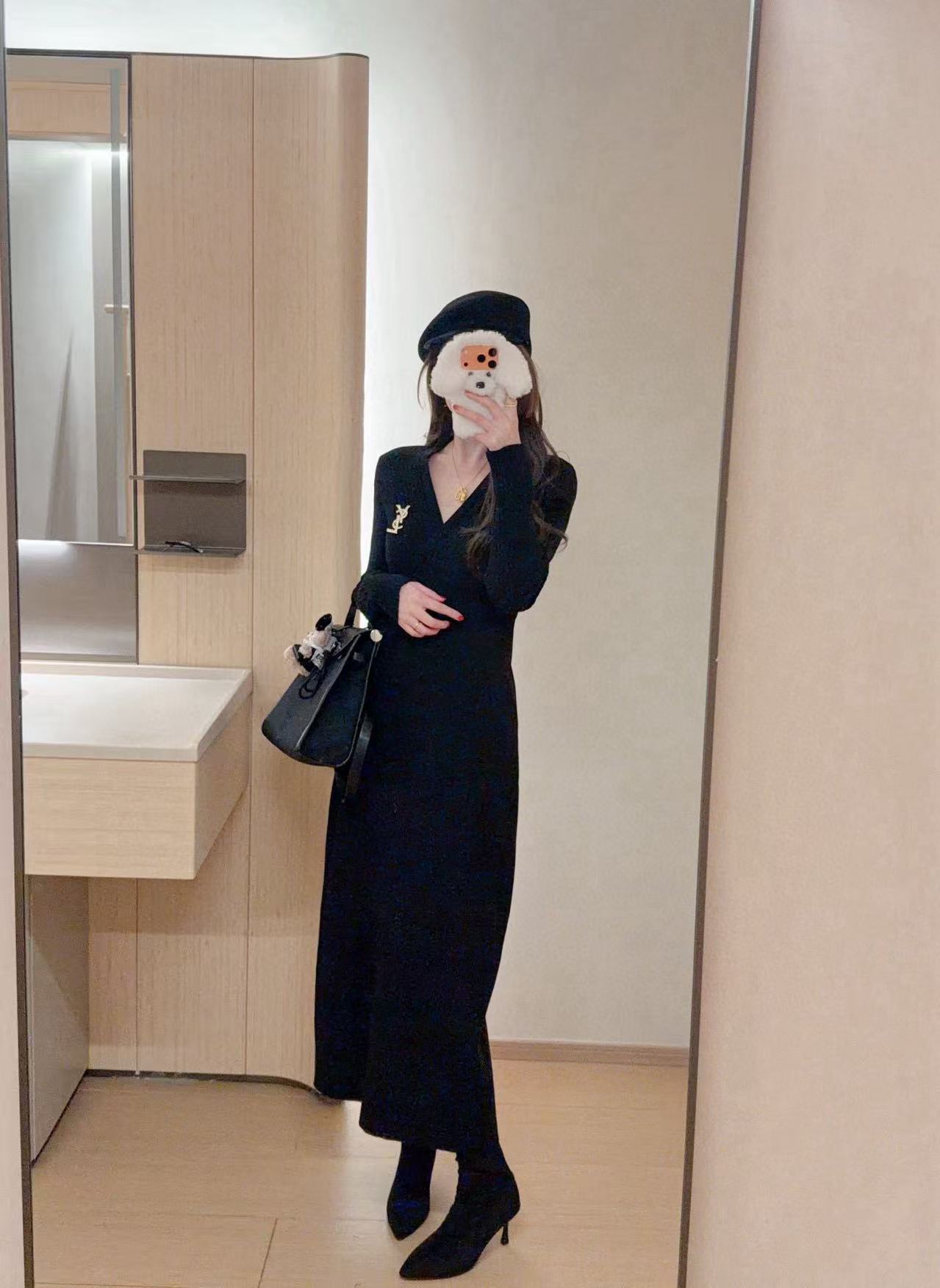 YSL ブローチ Vネック ニットドレス【50％割引+送料無料】