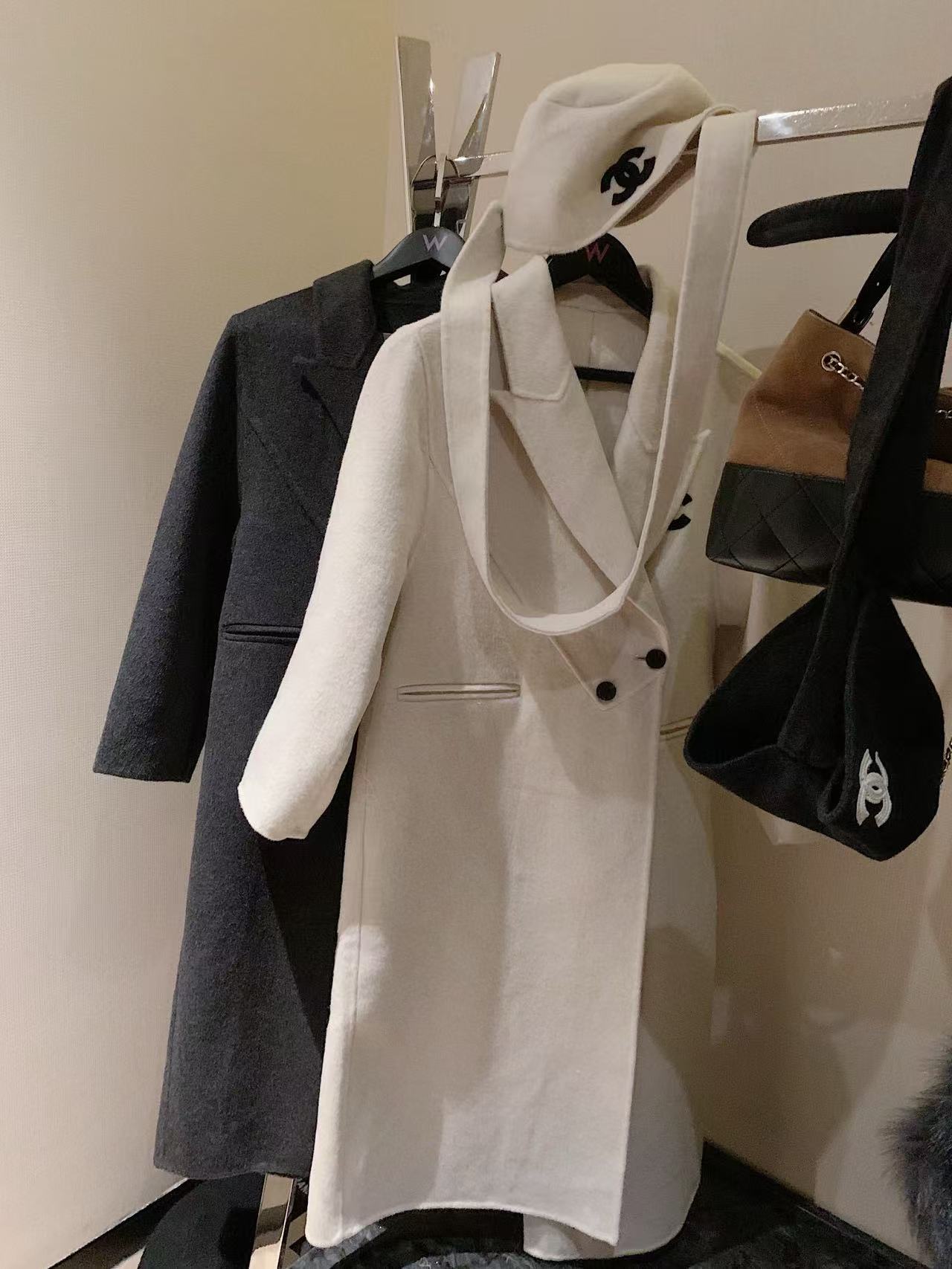 CHANE1 ダブルC カシミアコート【50％割引+送料無料】