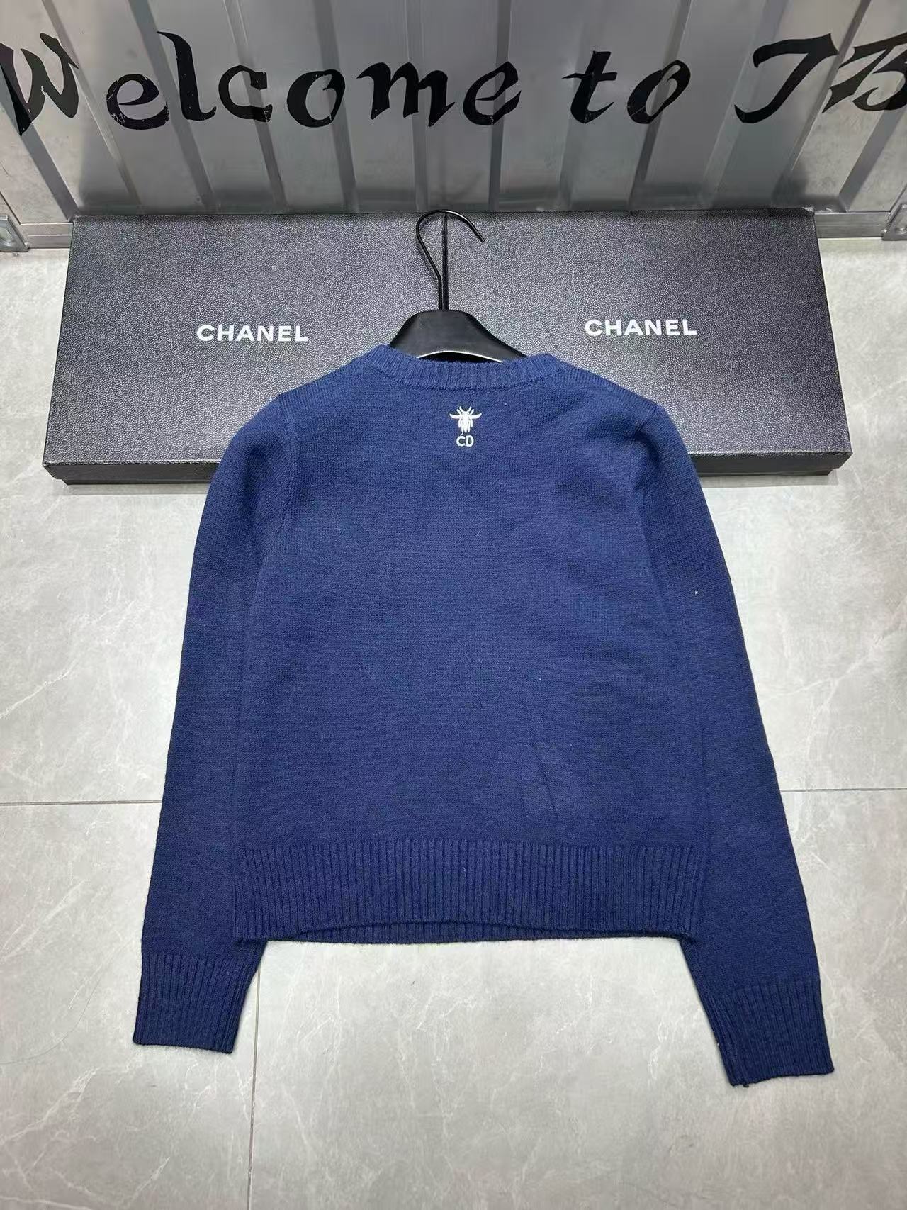 DIOR 刺繍ロゴプリント セーター【50％割引+送料無料】