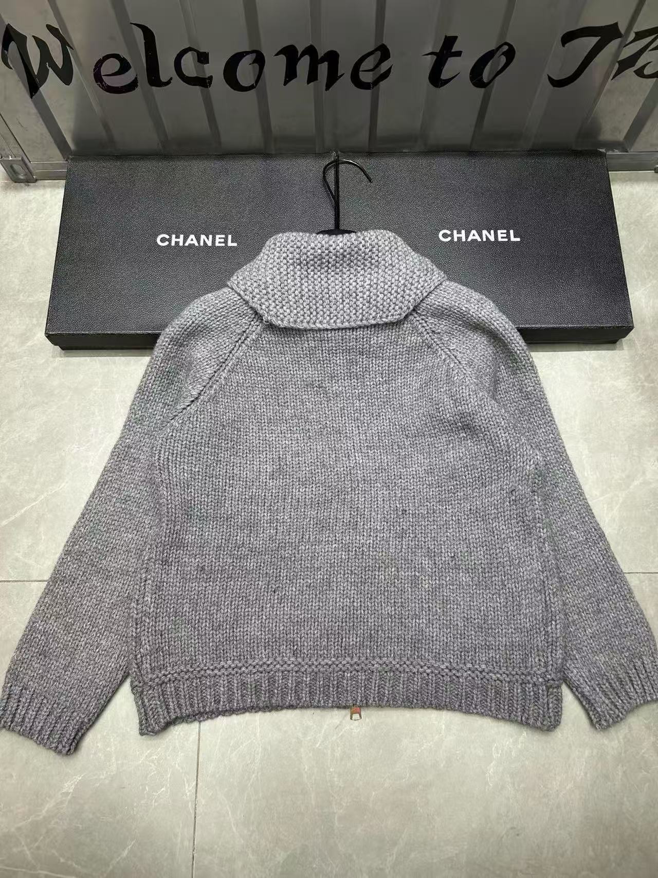 M1UM1U ジッパーレターウールカーディガン【50％割引+送料無料】