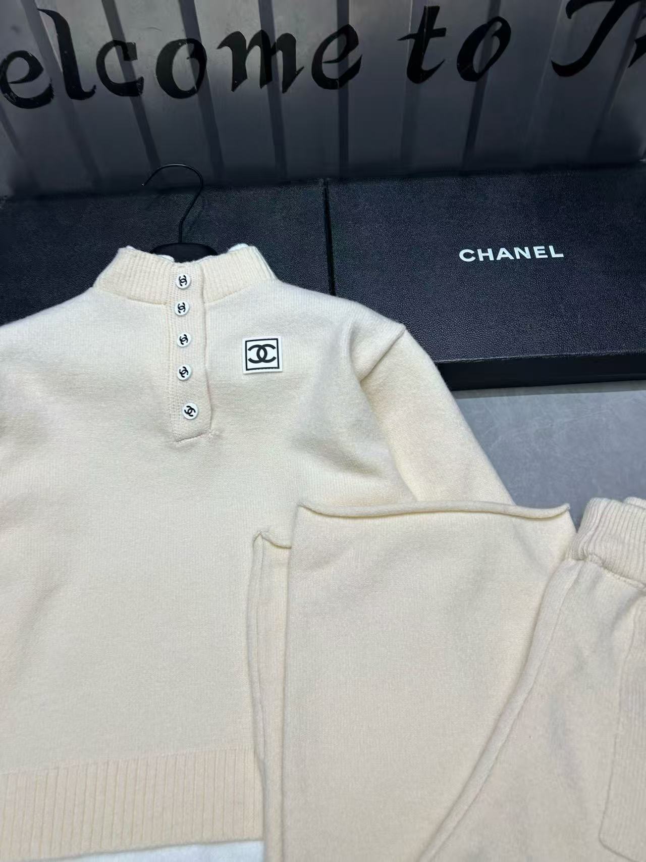 CHANE1 ダブルC ウールトップス+パンツ ツーピースセット【50％割引+送料無料】