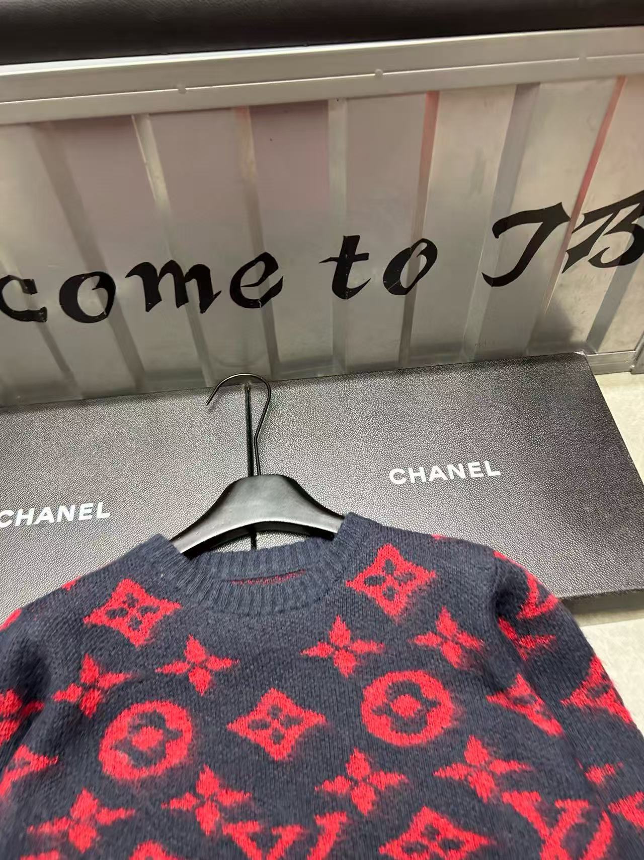 LVプリントウールセーター【50％割引+送料無料】