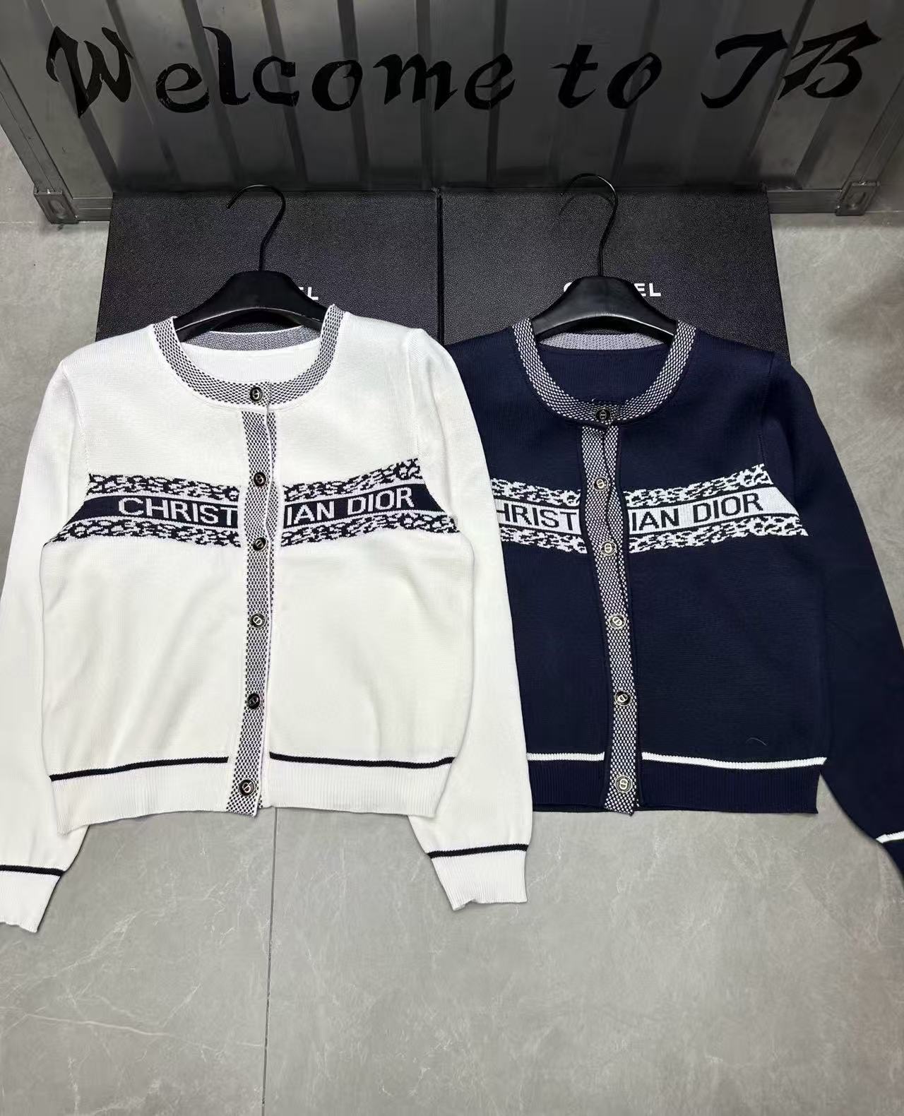 DIORレターウールカーディガン【50％割引+送料無料】