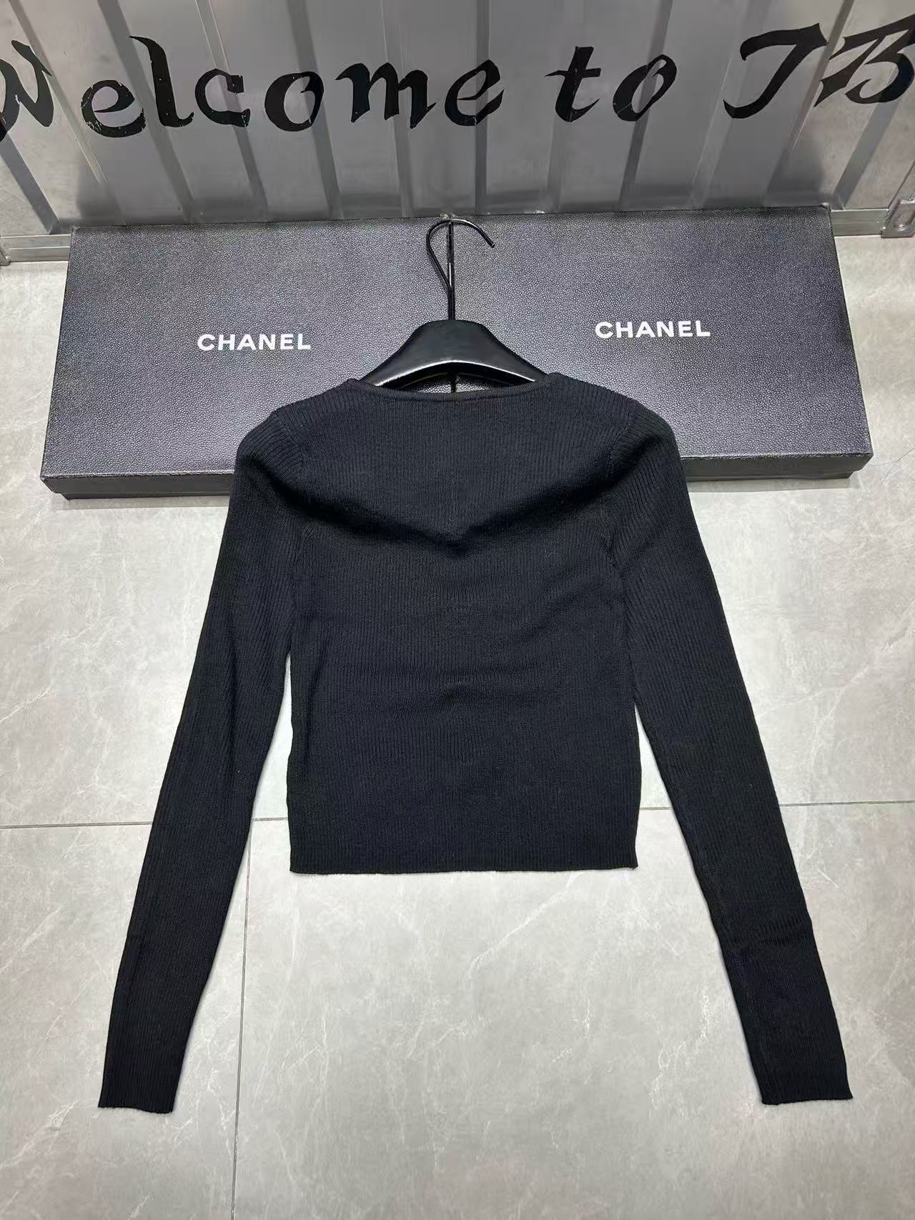 CHANE 1Vネックウールカーディガン【50％割引+送料無料】