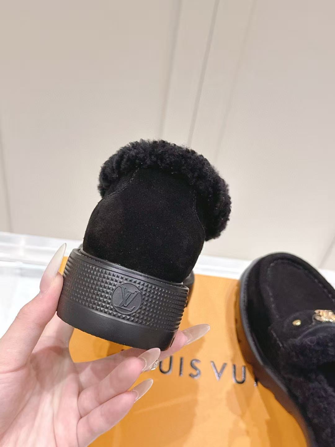 LVの高品質スエードウールプラットフォームシューズ【50％割引+送料無料】