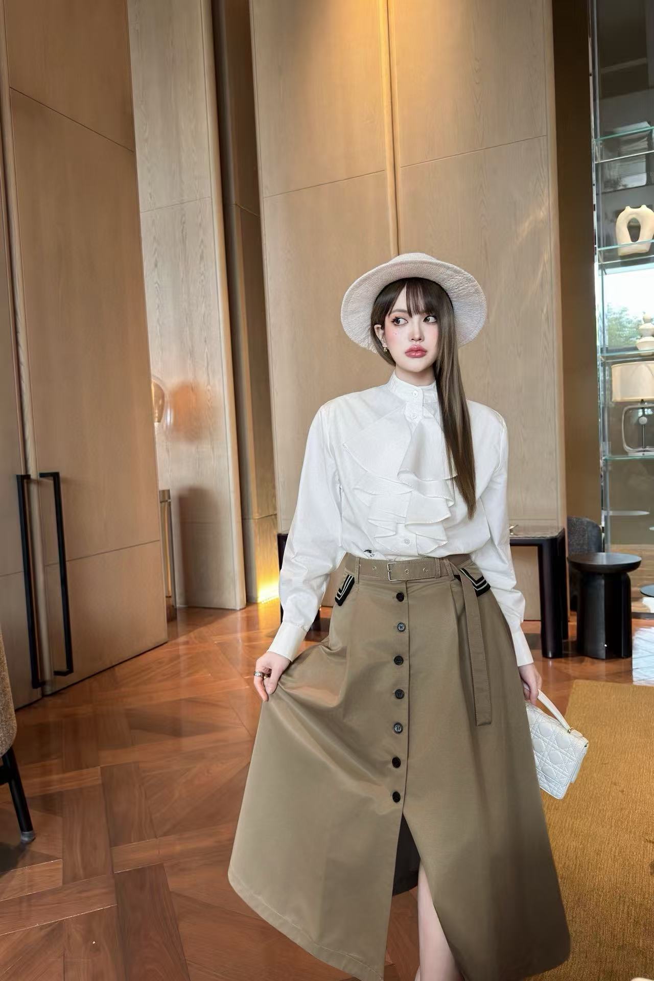 DI0Rフリルブラウス【50％割引+送料無料】