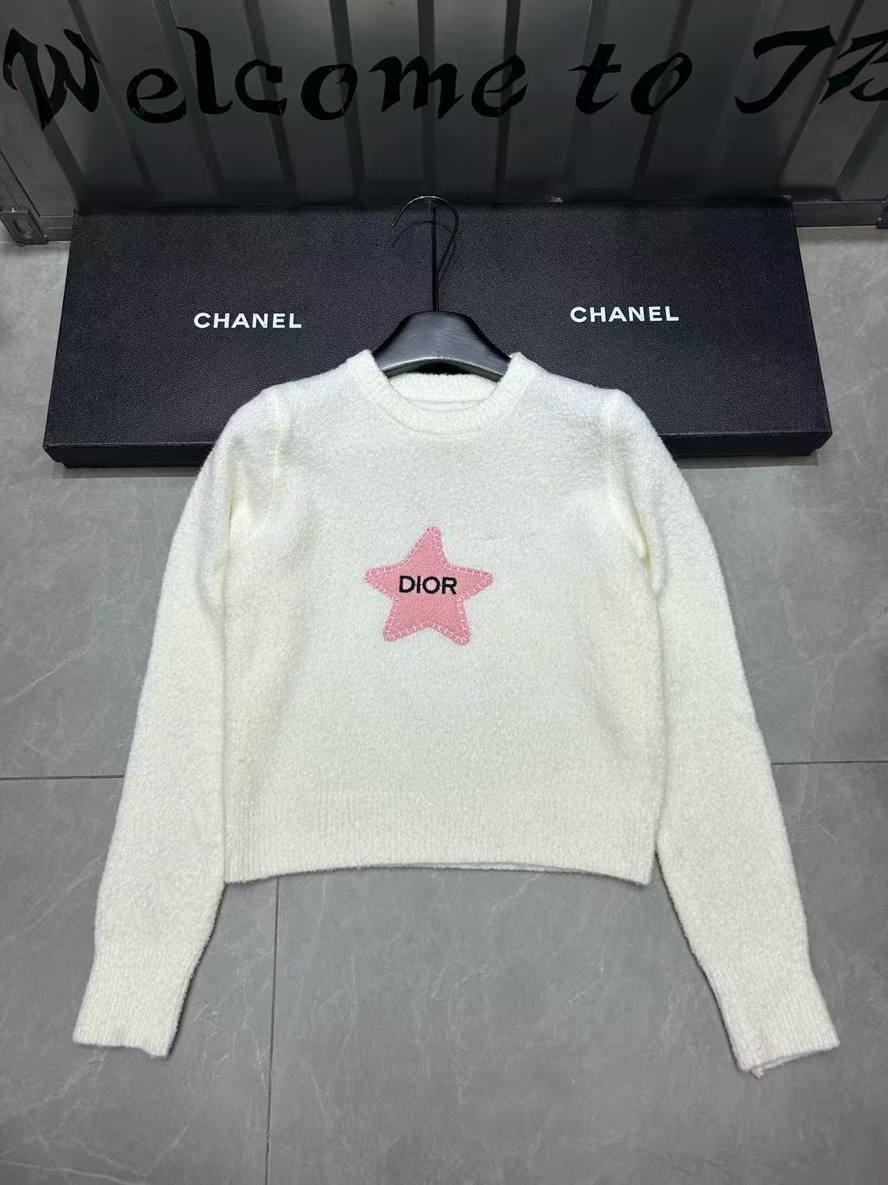 DIOR ファイブポインテッドスターレターセーター【50％割引+送料無料】