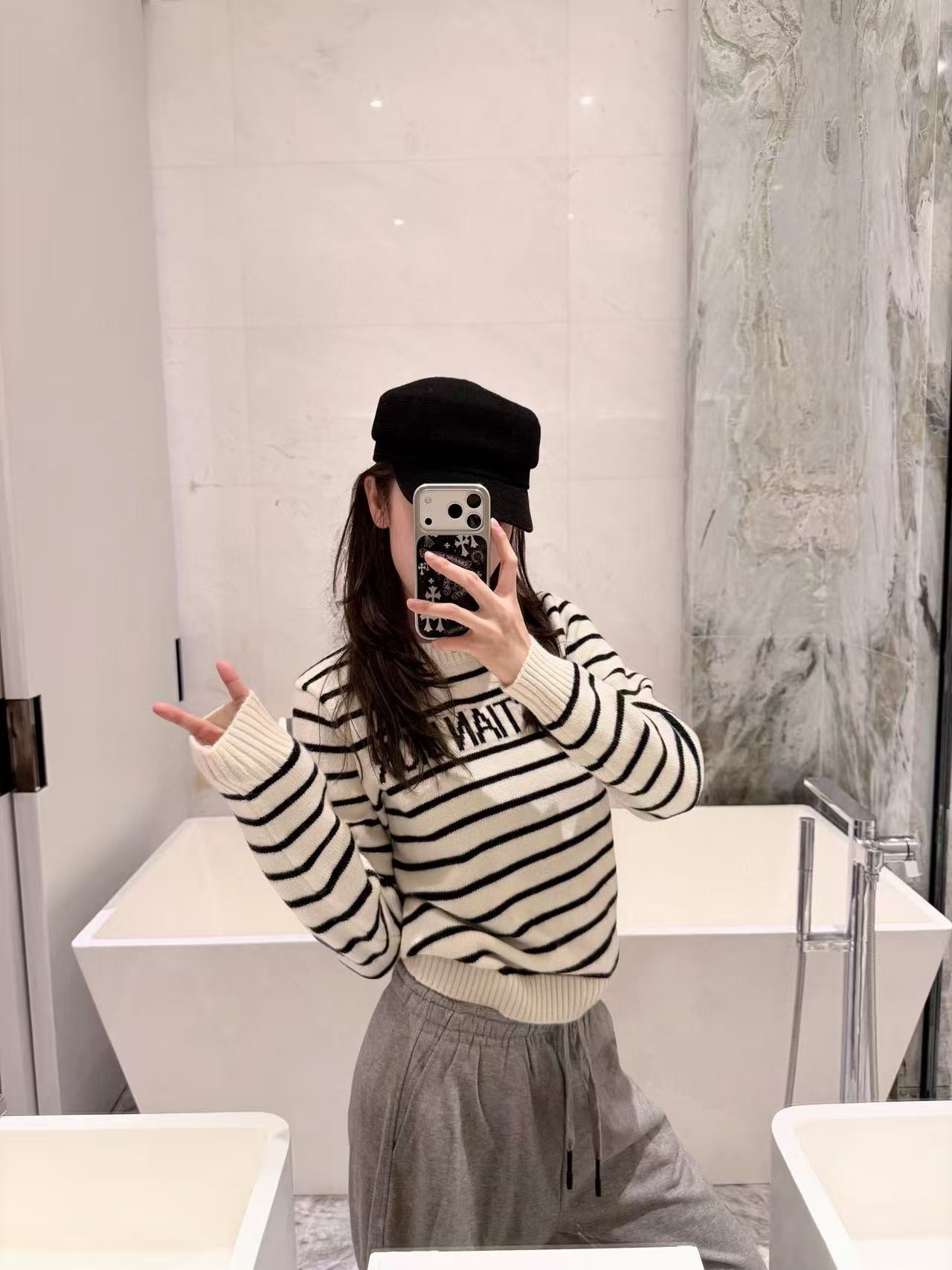 DIORのストライプレターセーター【50％割引+送料無料】