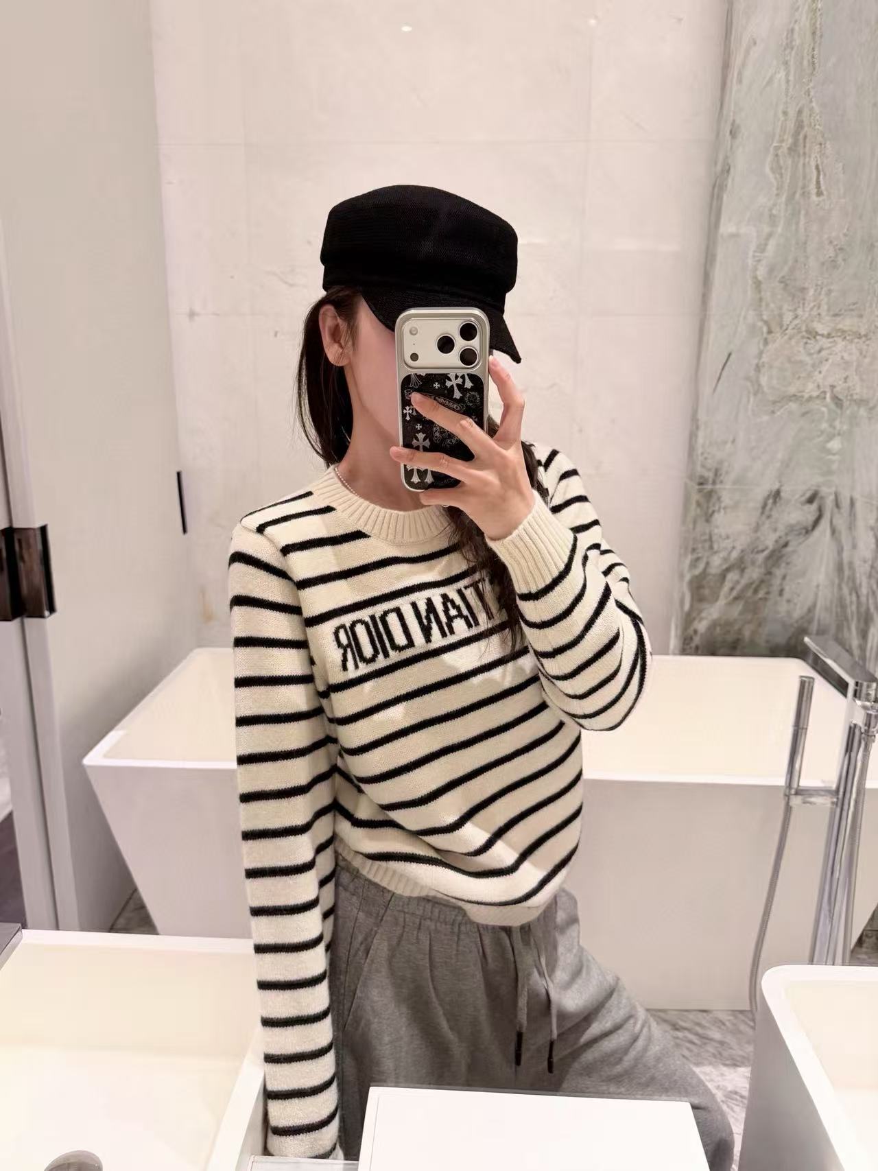 DIORのストライプレターセーター【50％割引+送料無料】